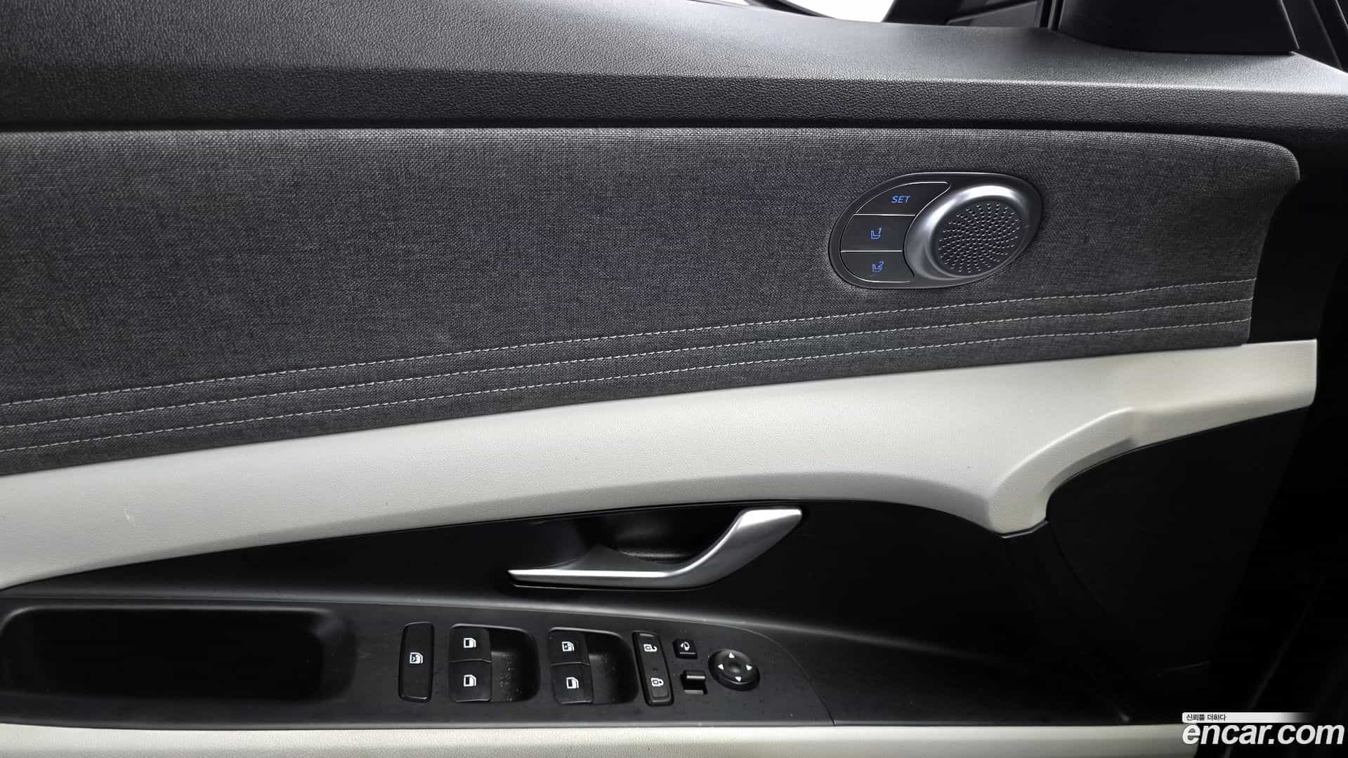 AVANTE Hyundai 2020.6-OPTION-040