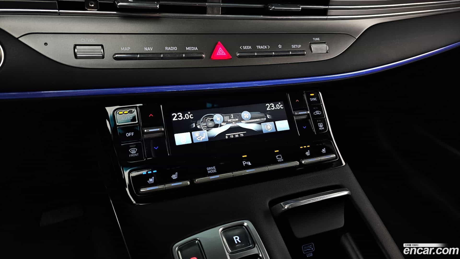 Grandeur Hyundai 2021.5-OPTION-024