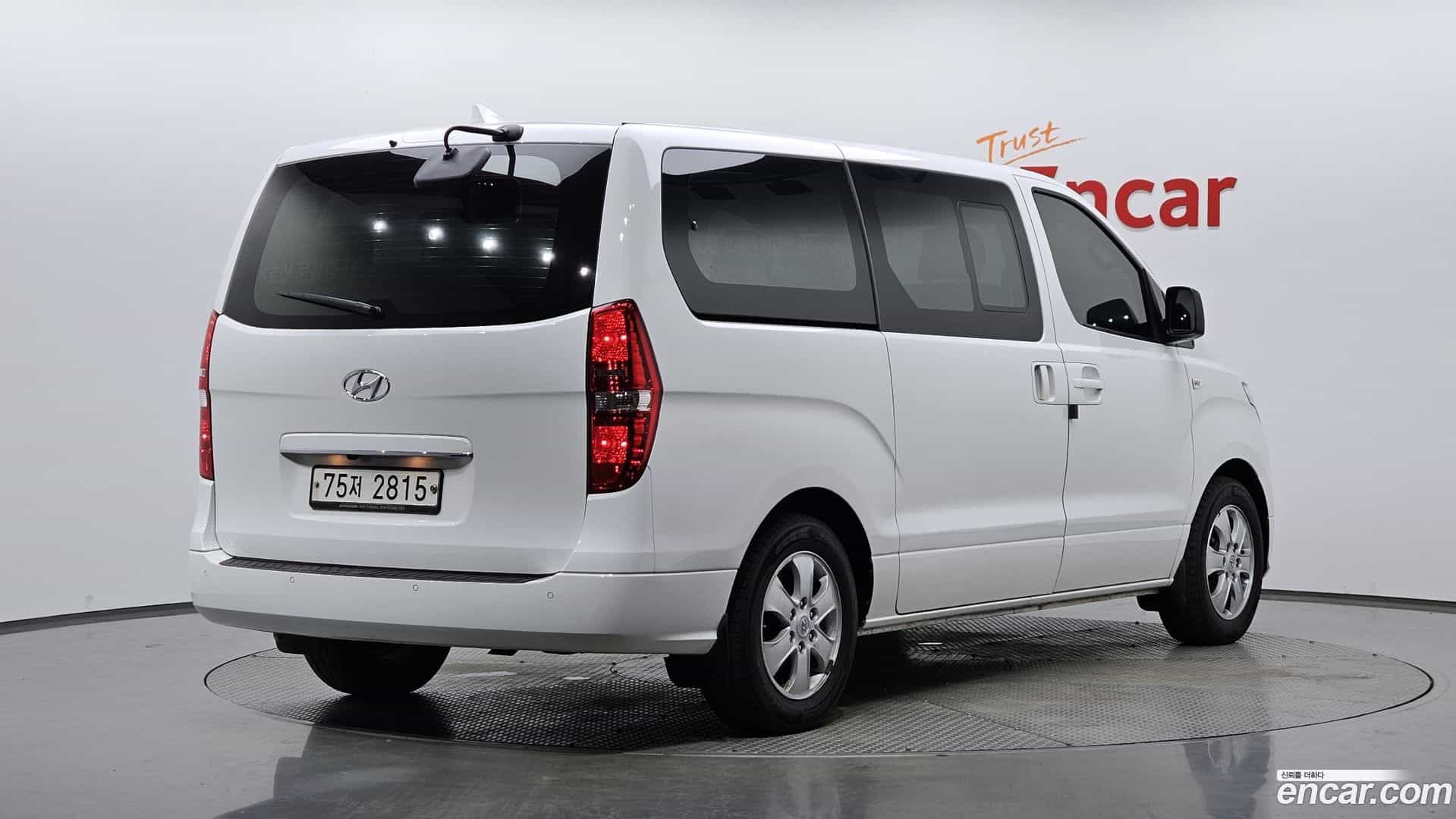 Starex Hyundai 2020.0-OUTER-002