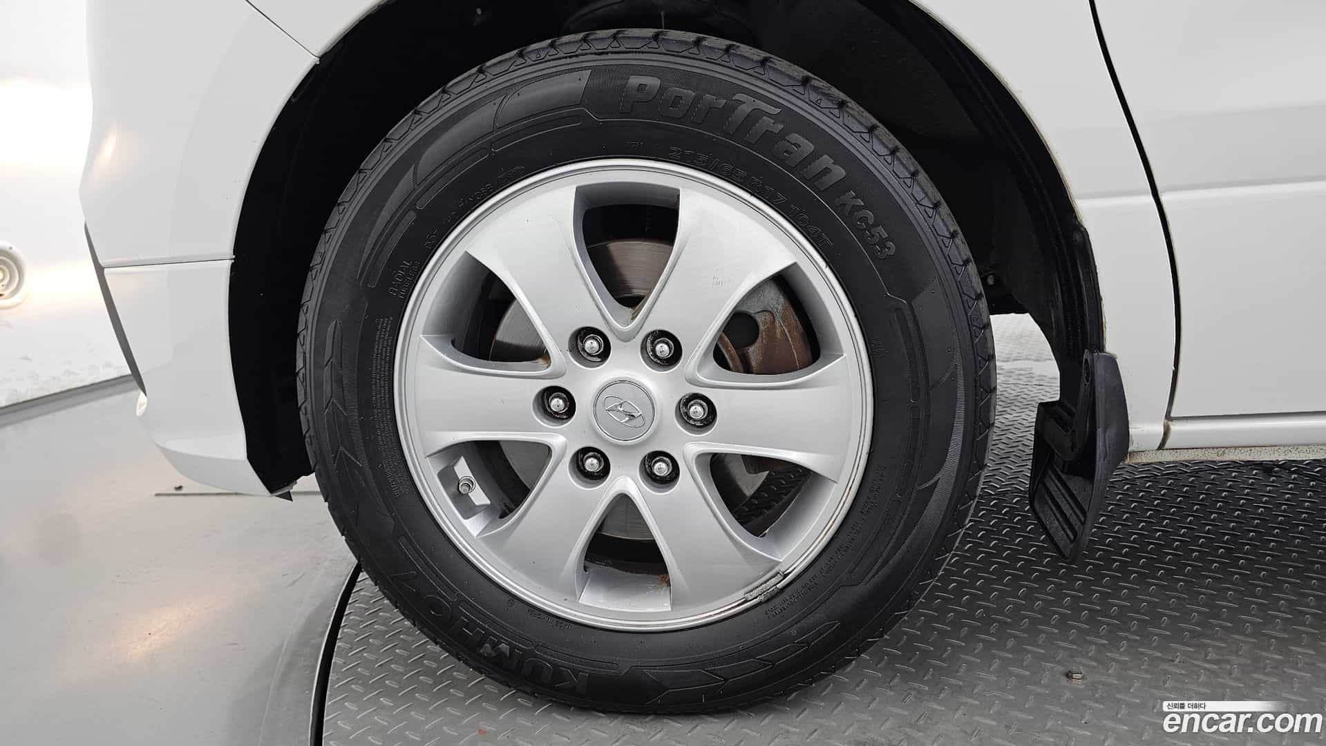 Starex Hyundai 2020.0-OUTER-005