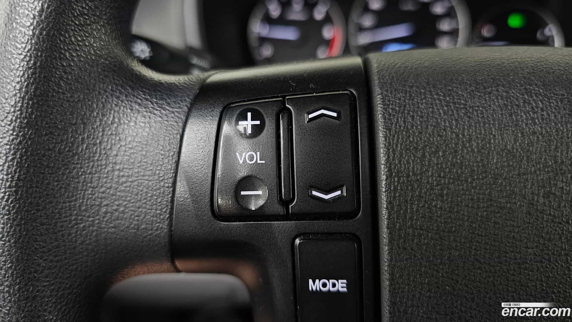 Starex Hyundai 2020.0-OPTION-023