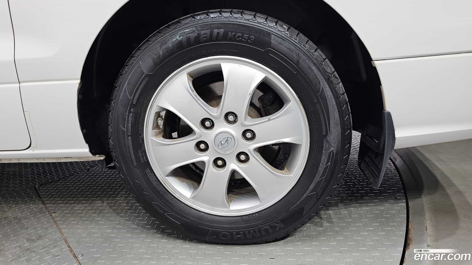Starex Hyundai 2020.0-OUTER-031