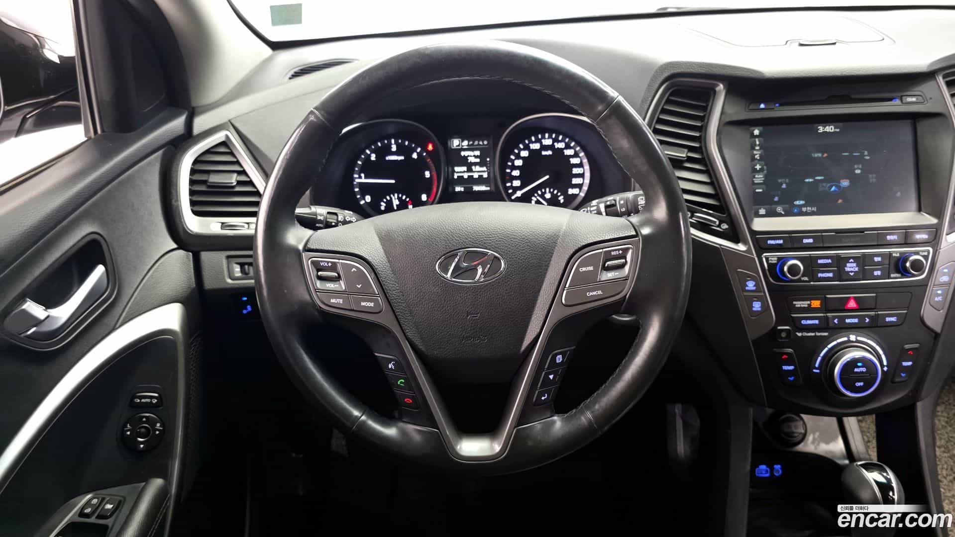 Santafe Hyundai 2018.1-OPTION-017