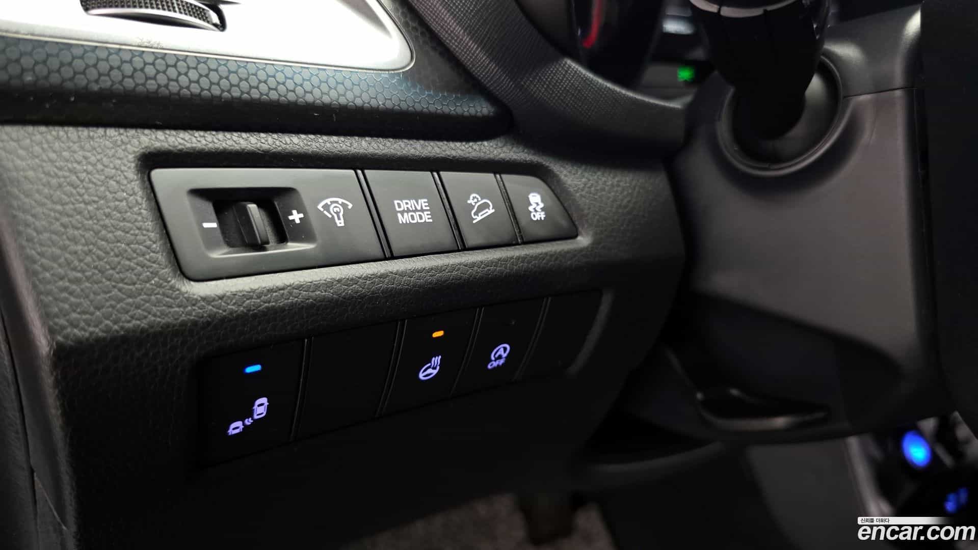 Santafe Hyundai 2018.1-OPTION-024