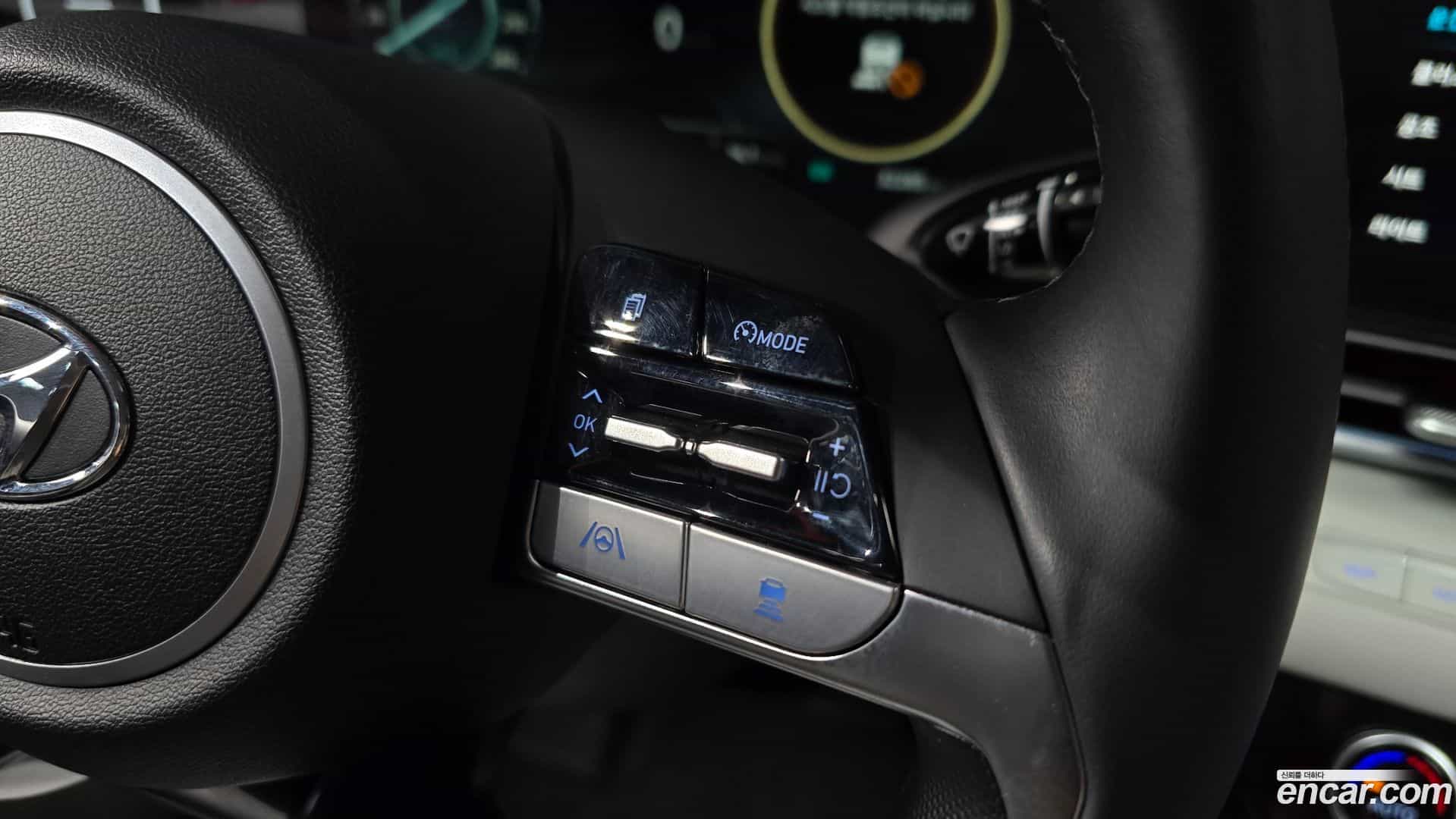 AVANTE Hyundai 2020.4-OPTION-021