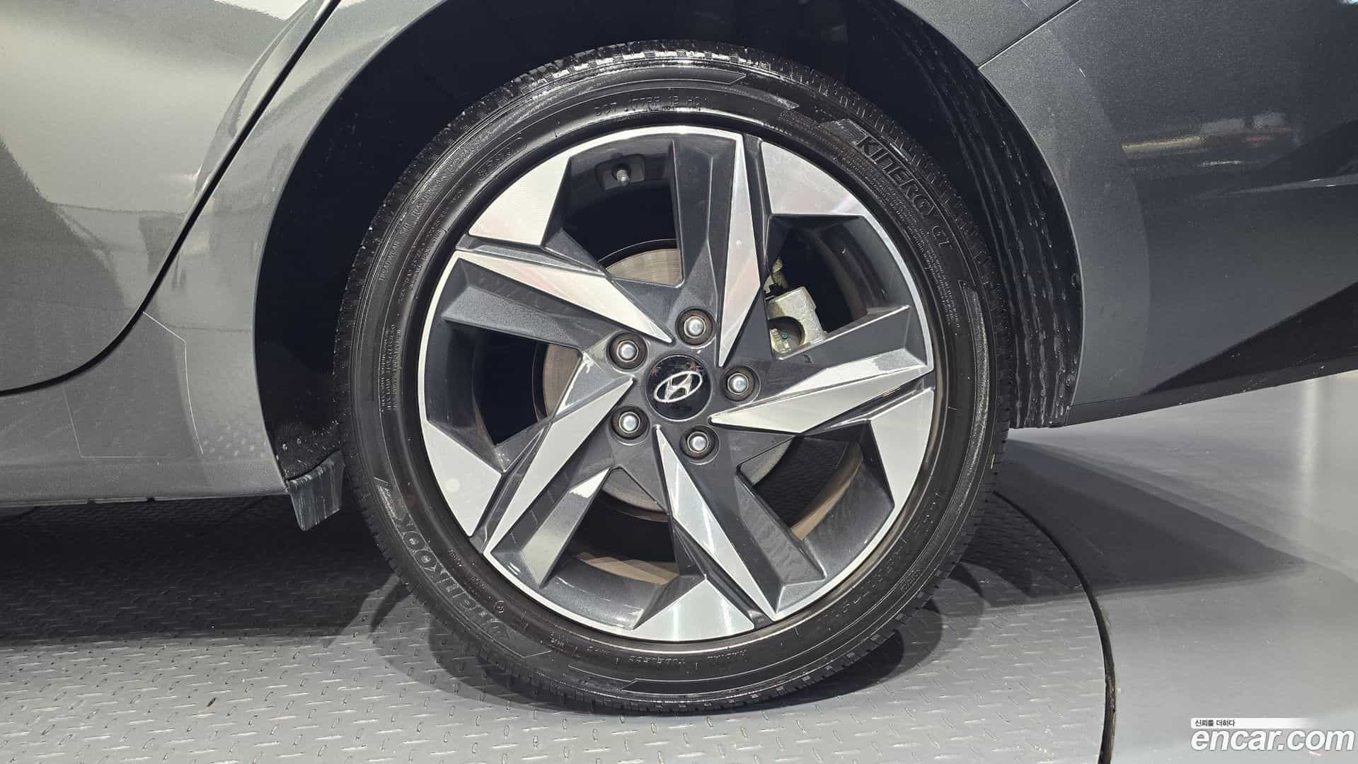 AVANTE Hyundai 2020.4-OUTER-031