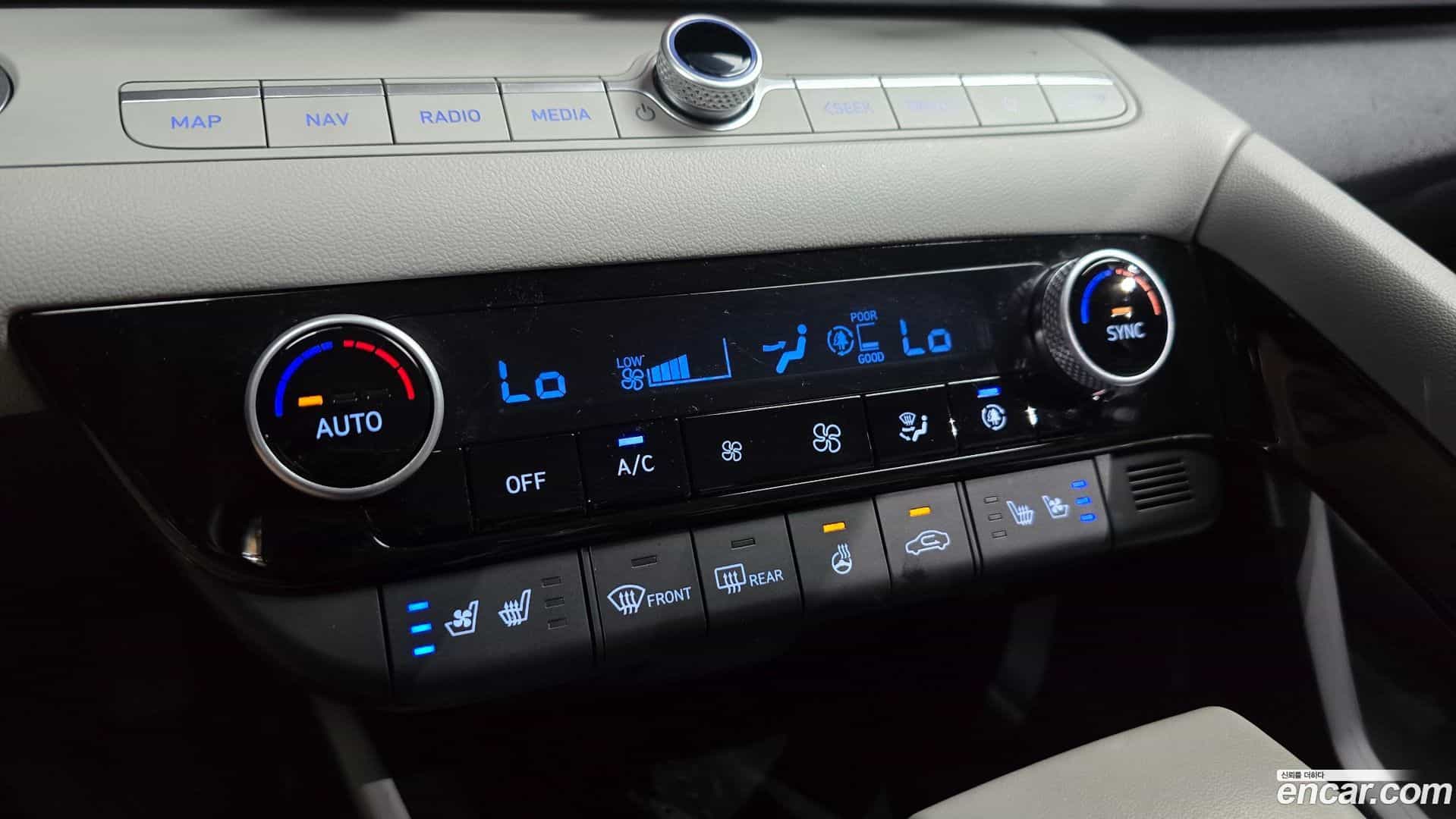 AVANTE Hyundai 2020.4-OPTION-042