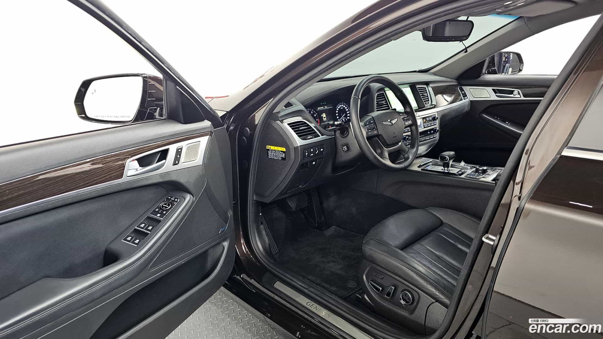 G80 Genesis 2018.3-INNER-010