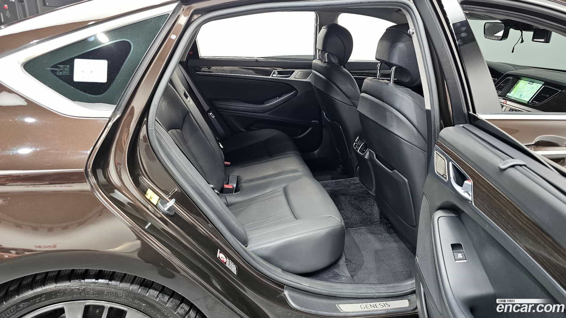 G80 Genesis 2018.3-OPTION-015