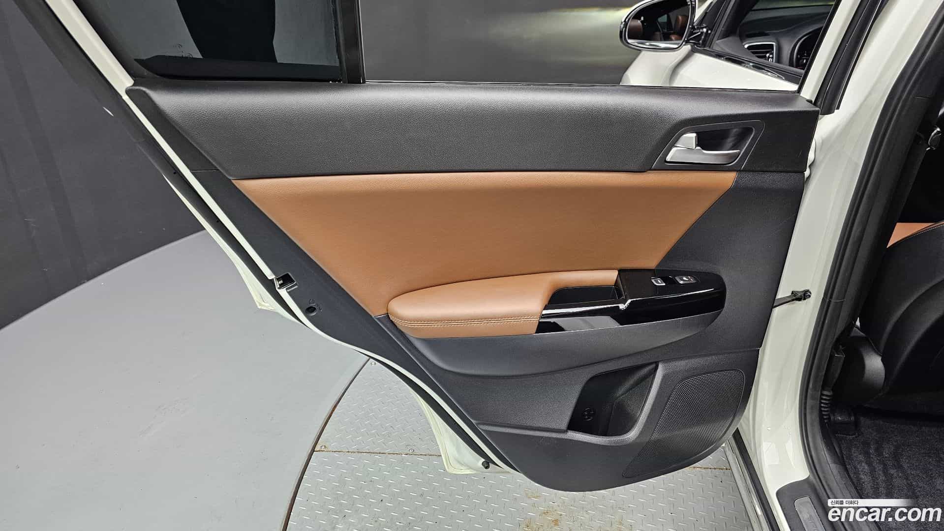 Sportage Kia 2020.6-INNER-035