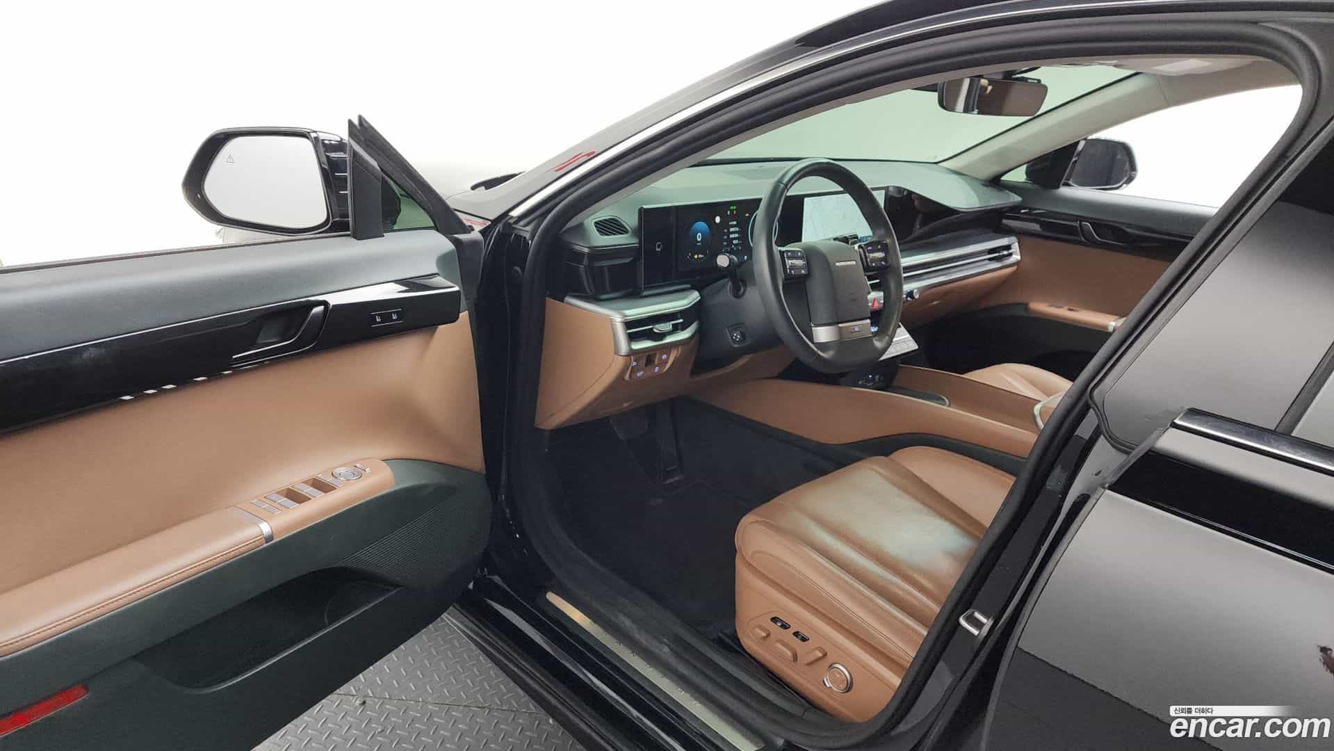 Grandeur Hyundai 2023.0-INNER-010