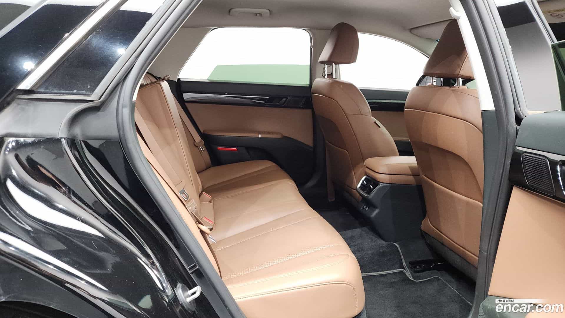 Grandeur Hyundai 2023.0-OPTION-015