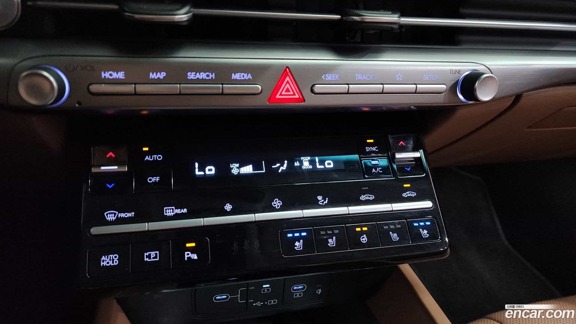 Grandeur Hyundai 2023.0-OPTION-044