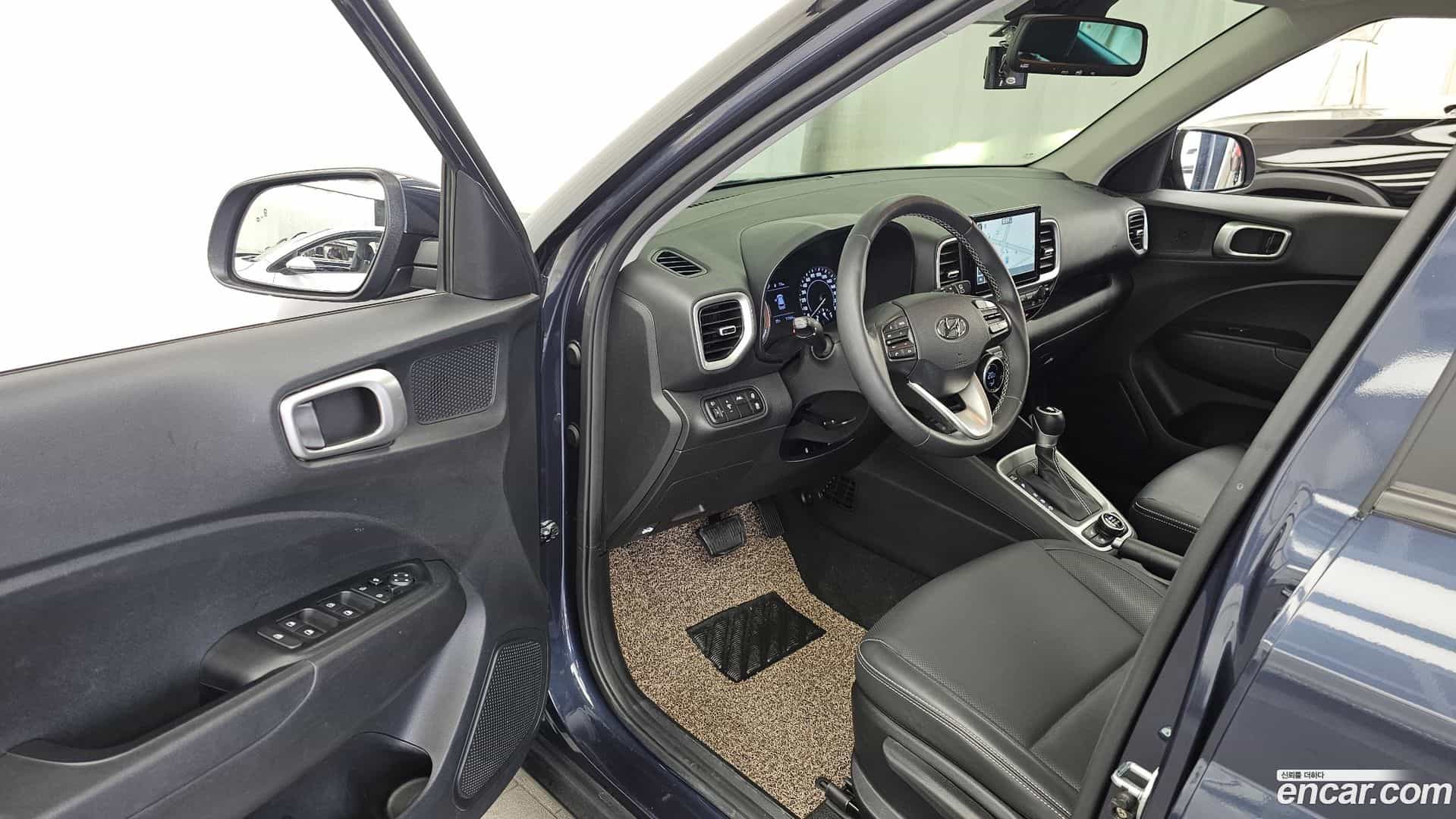 Venue Hyundai 2022.4-INNER-010