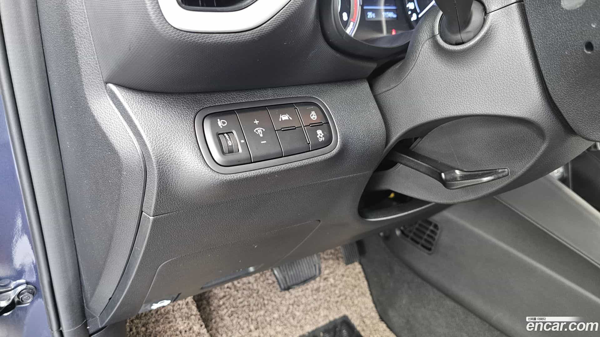 Venue Hyundai 2022.4-OPTION-023