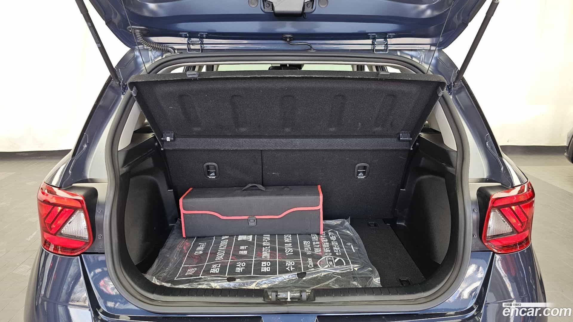 Venue Hyundai 2022.4-OPTION-024