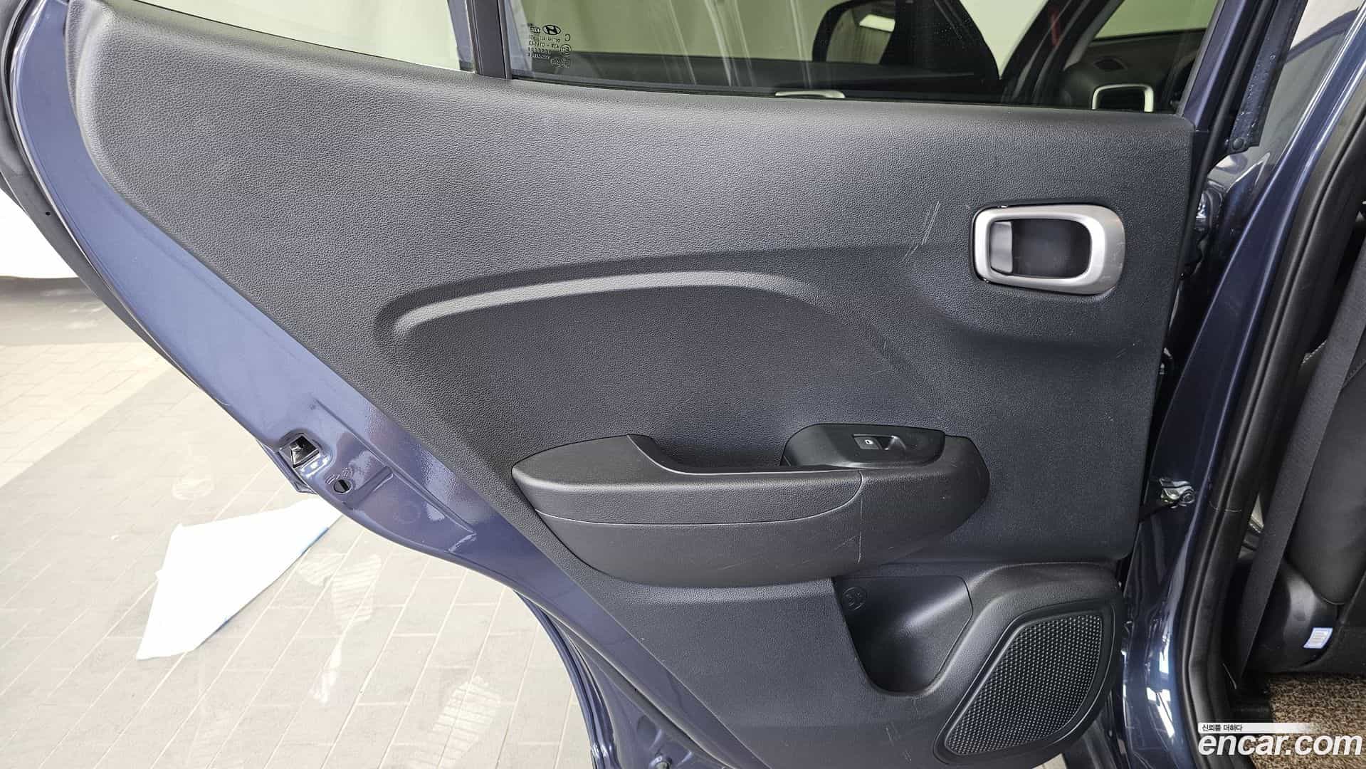 Venue Hyundai 2022.4-INNER-035
