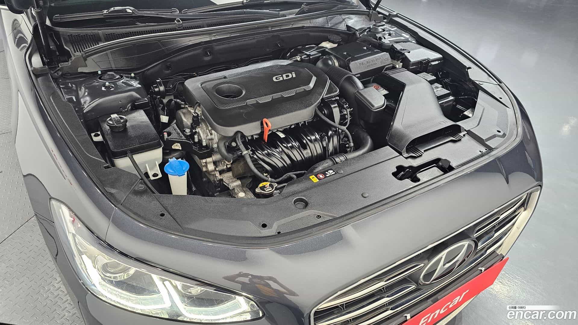 Grandeur Hyundai 2019.1-OUTER-006