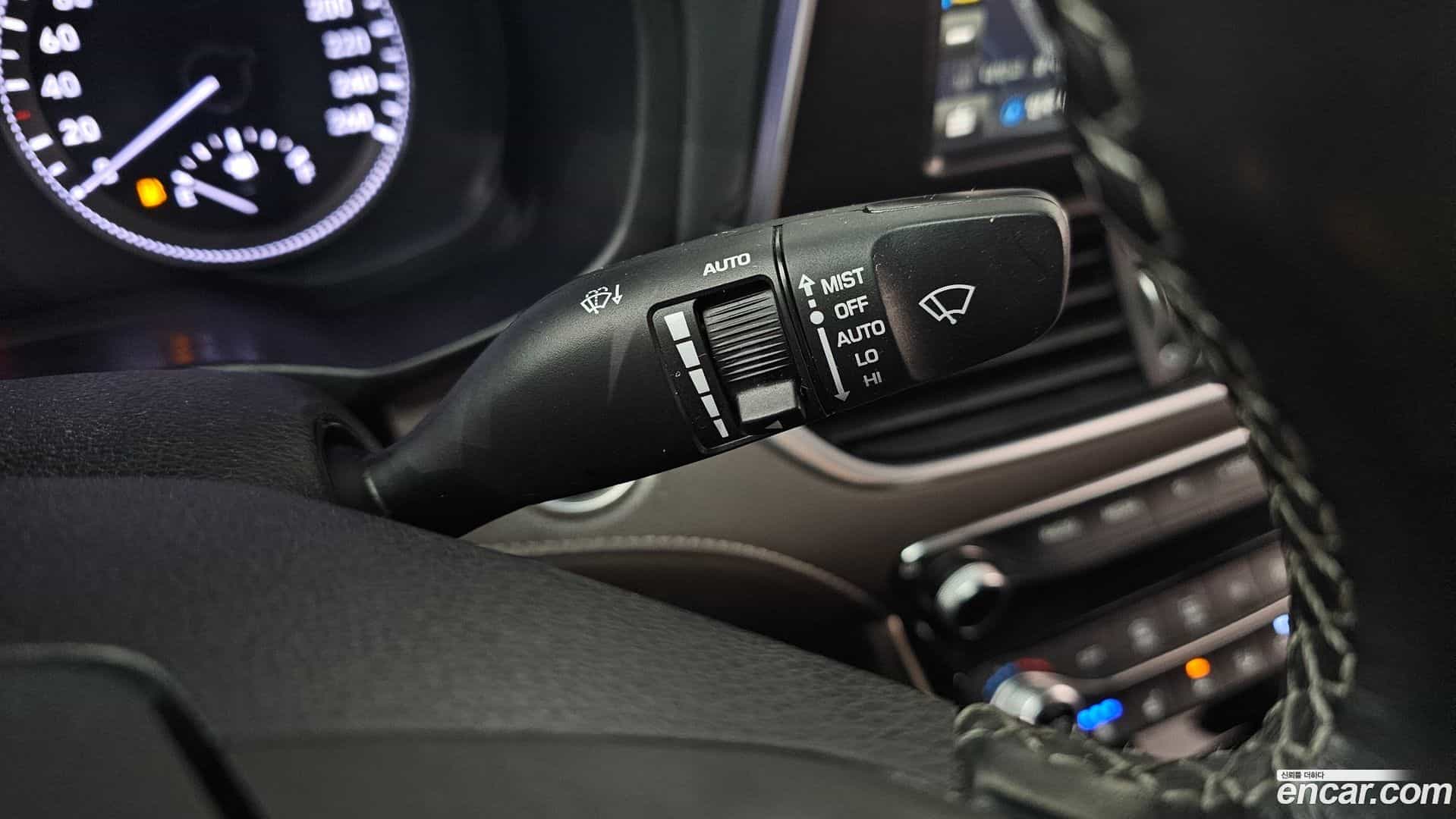 Grandeur Hyundai 2019.1-OPTION-021