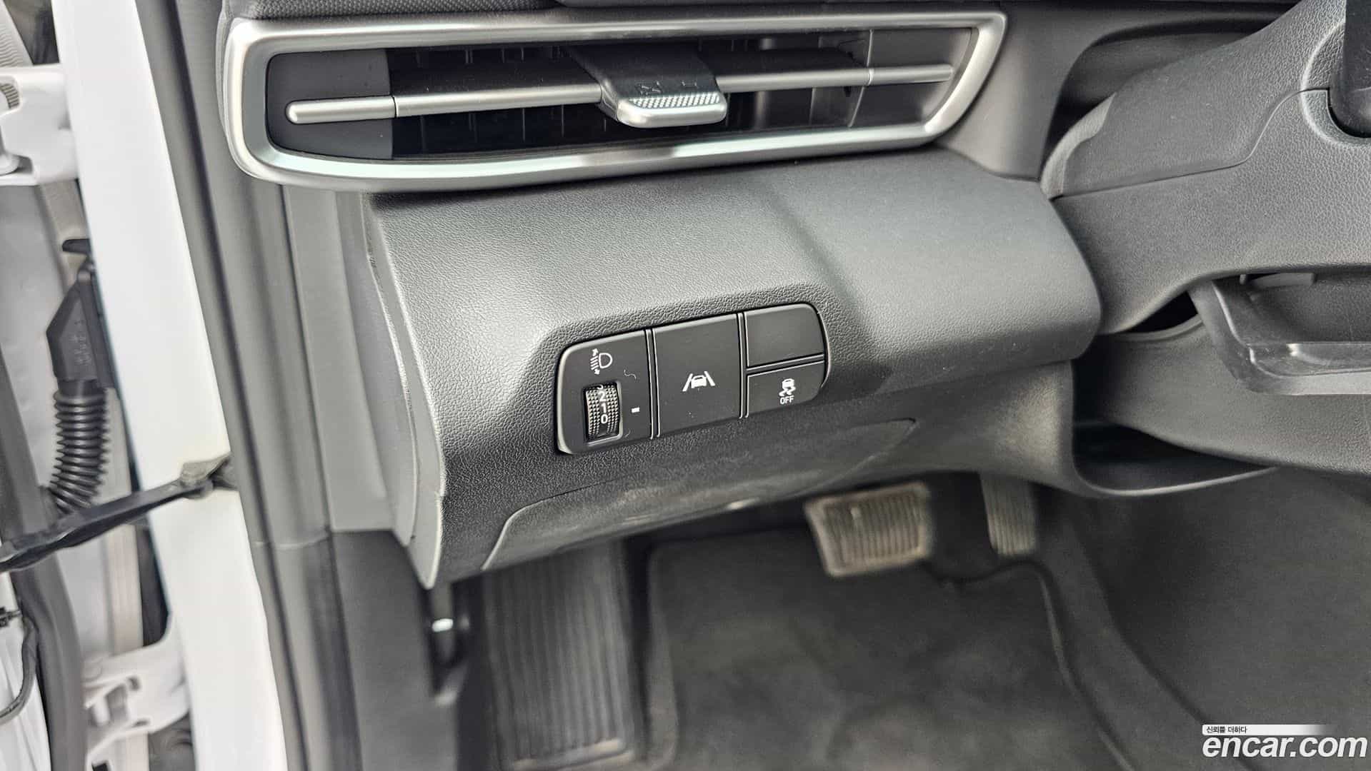 AVANTE Hyundai 2021.0-OPTION-019