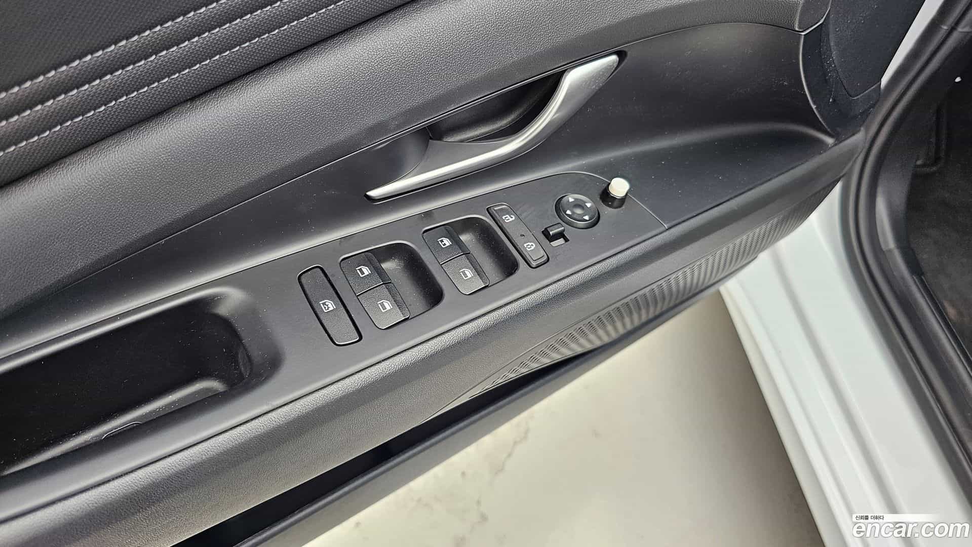 AVANTE Hyundai 2021.0-OPTION-020