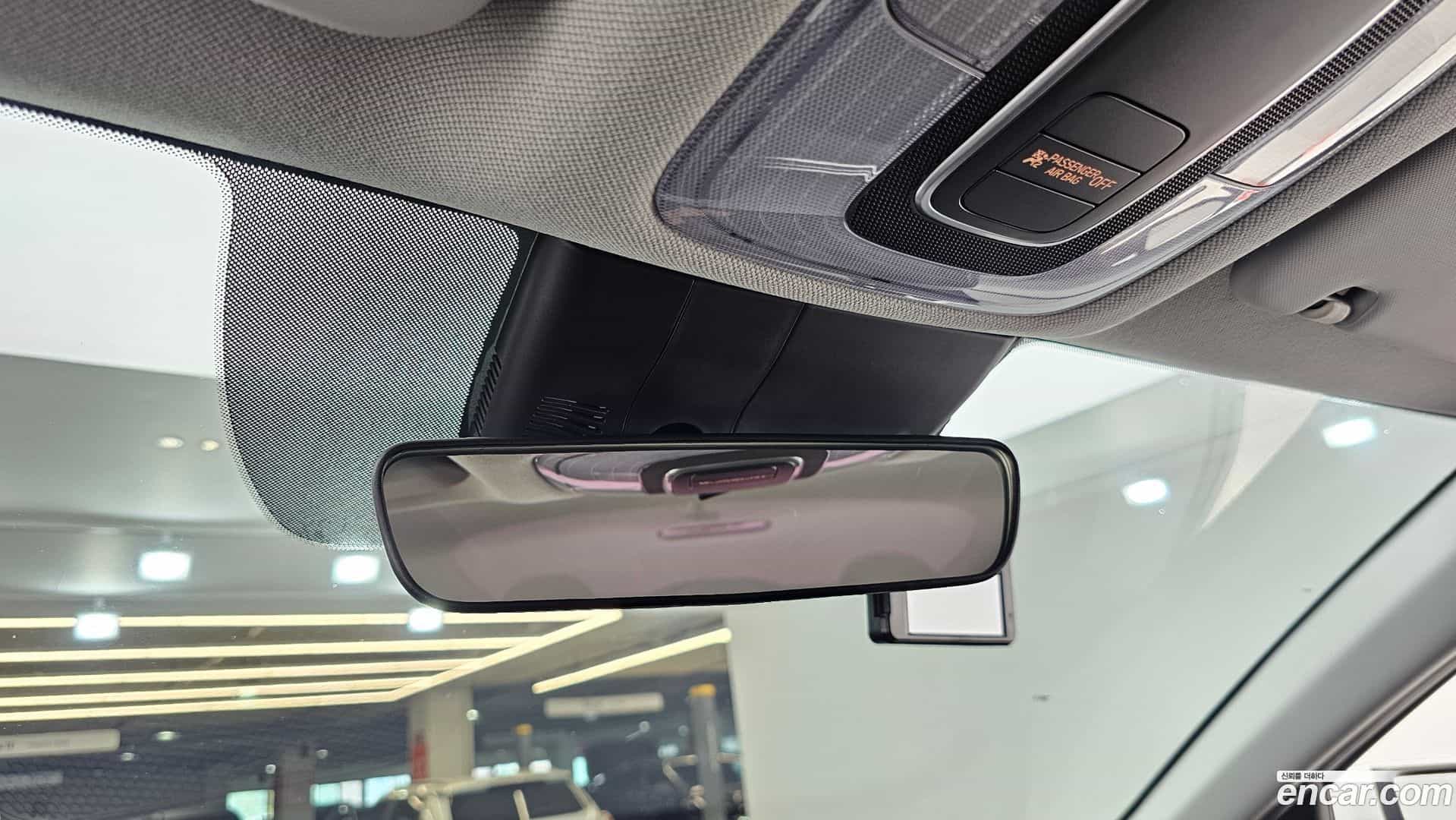 AVANTE Hyundai 2021.0-OPTION-021