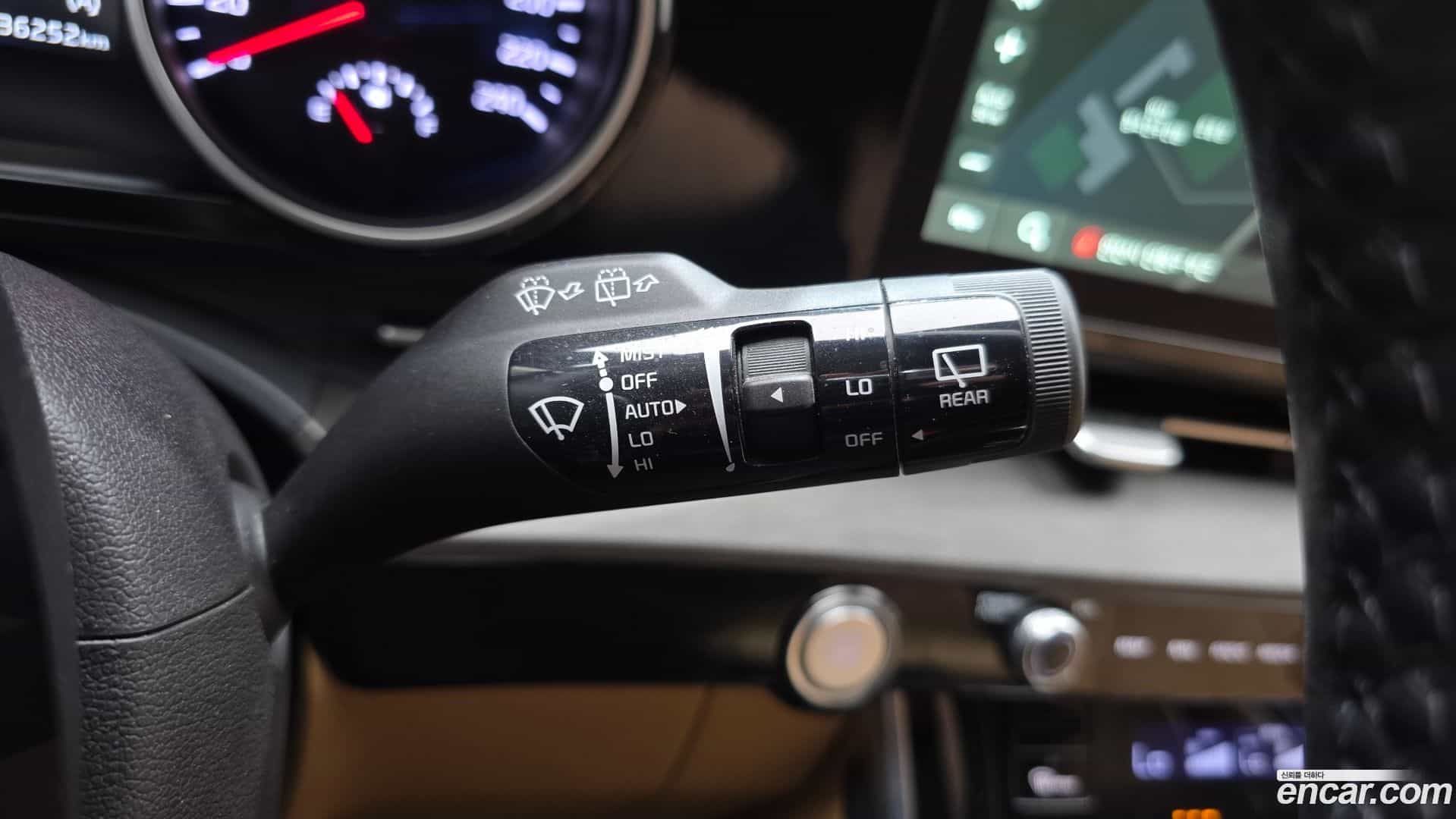 Canival Kia 2022.2-OPTION-020