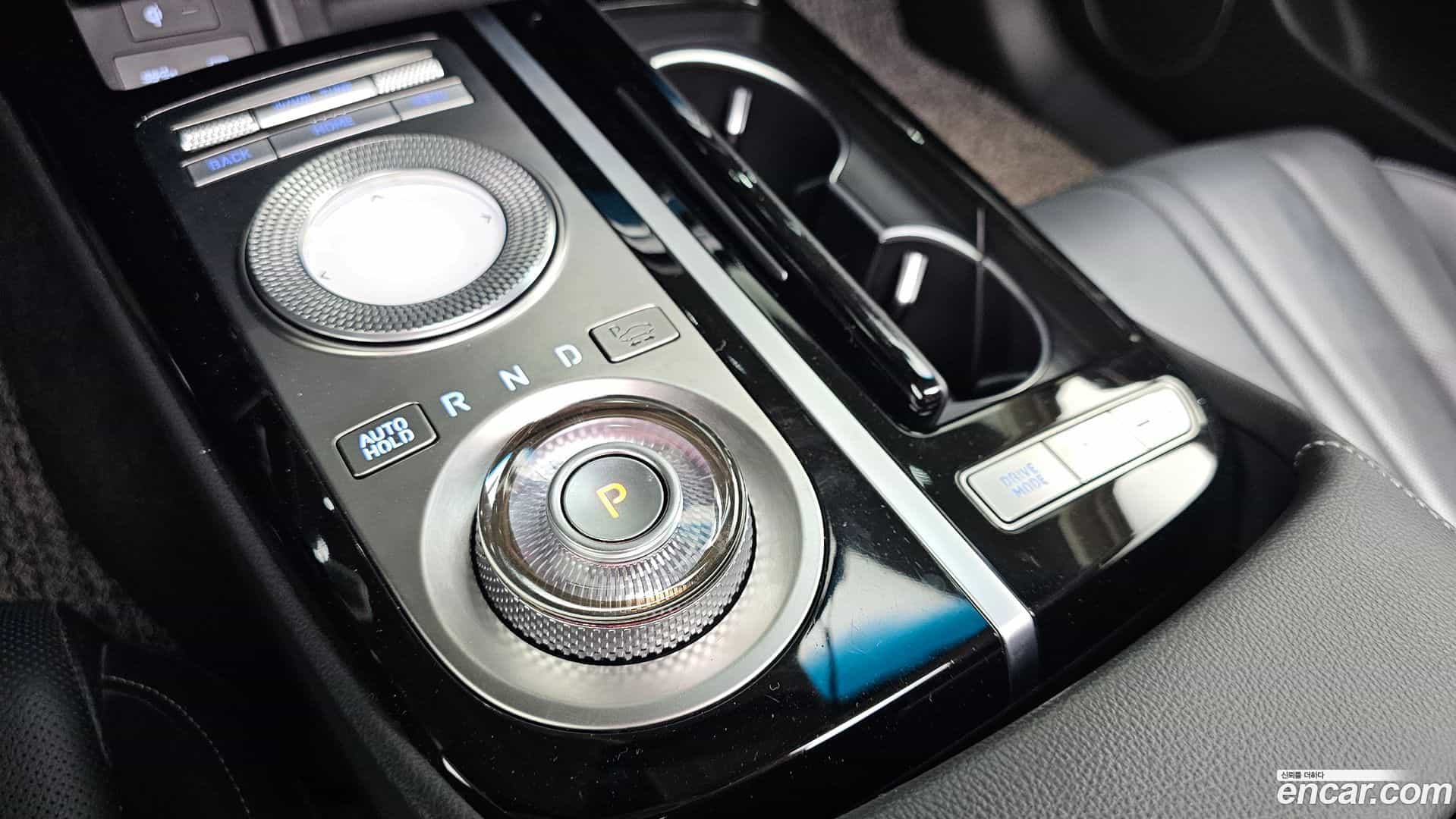 G80 Genesis 2021.1-INNER-009