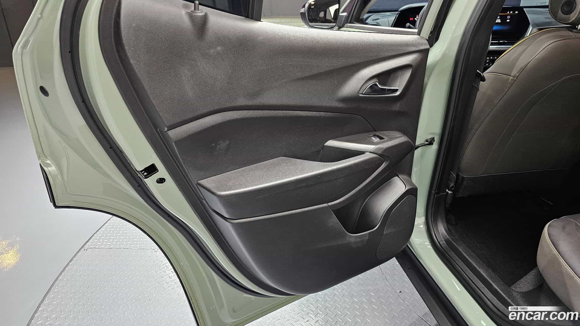 Trax Chevrolet 2025.0-INNER-035