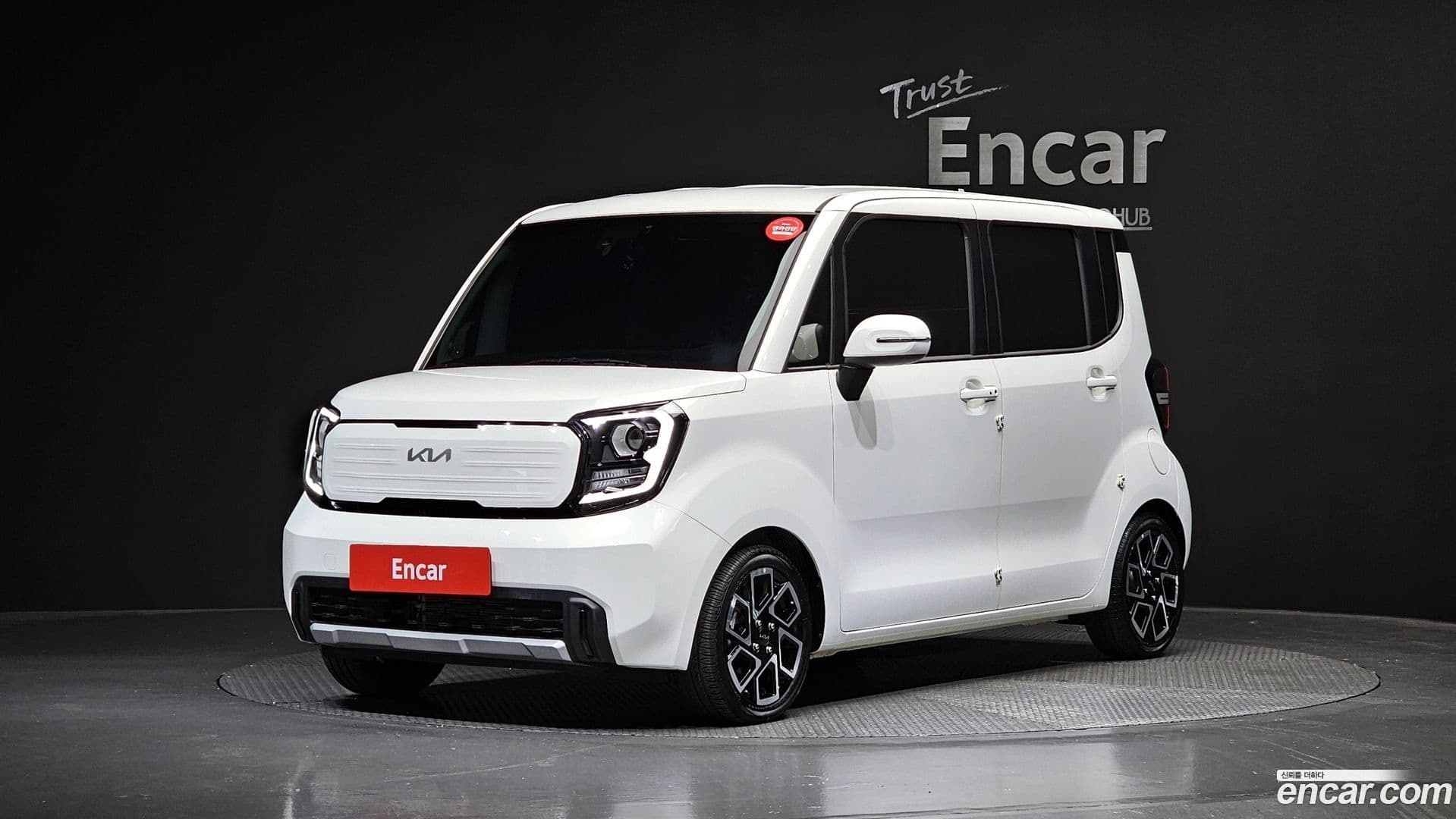 Main__Slider__Photo:RAY Kia 2023.1-0