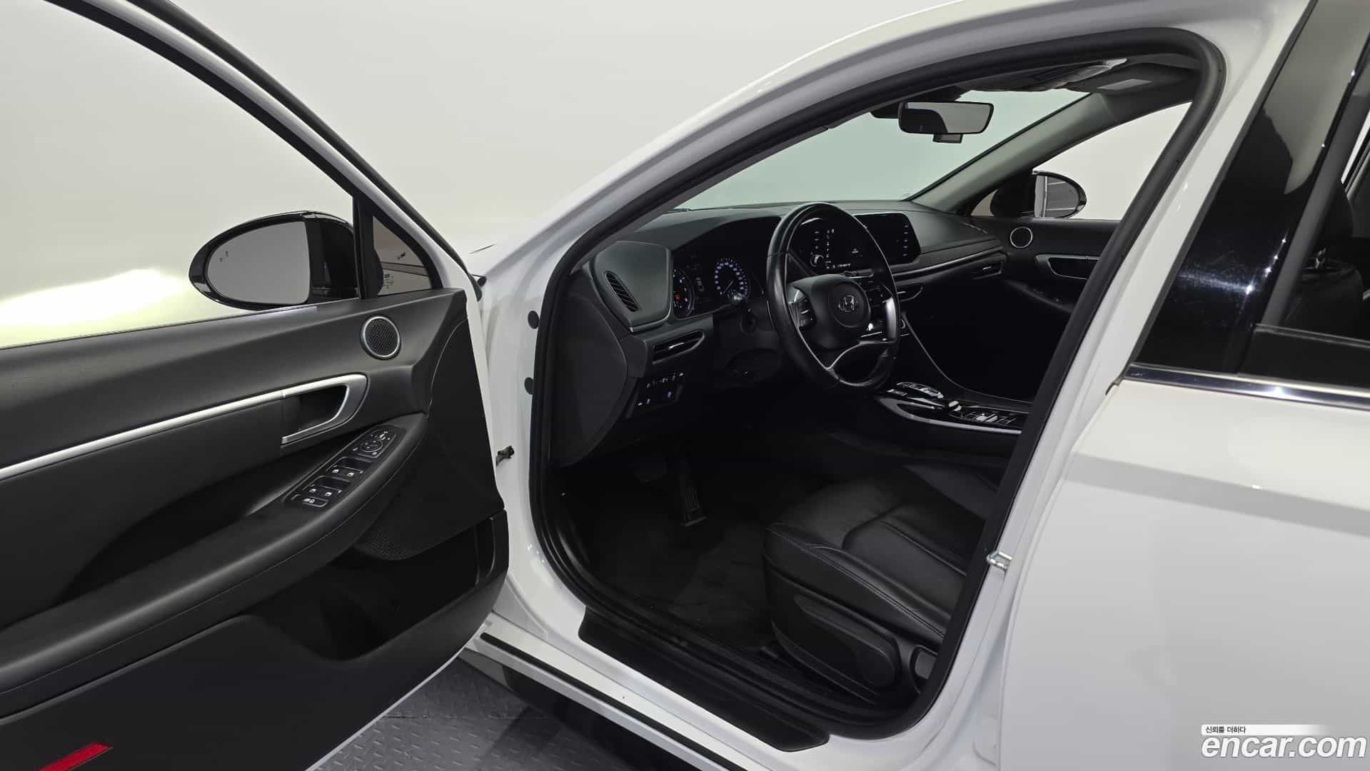 Sonata Hyundai 2022.6-INNER-010