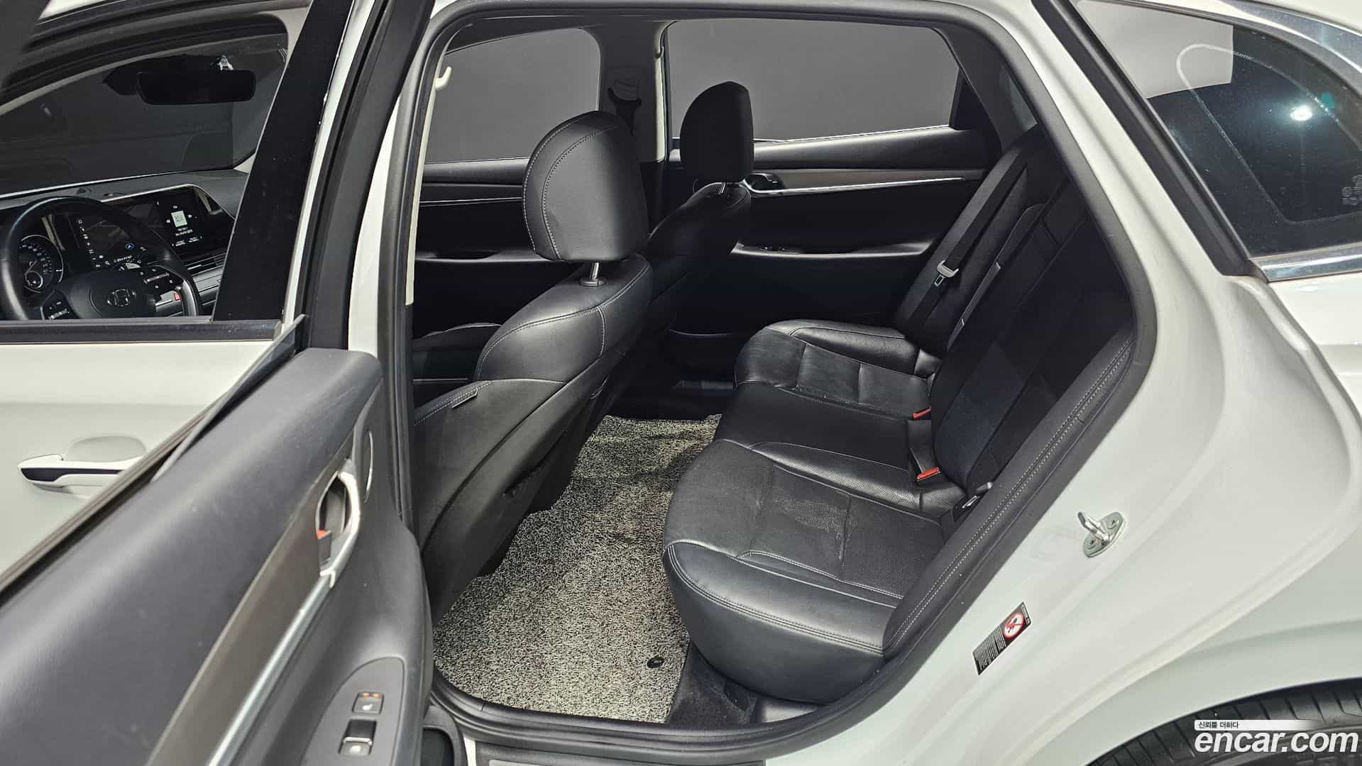 Grandeur Hyundai 2020.10-OPTION-015