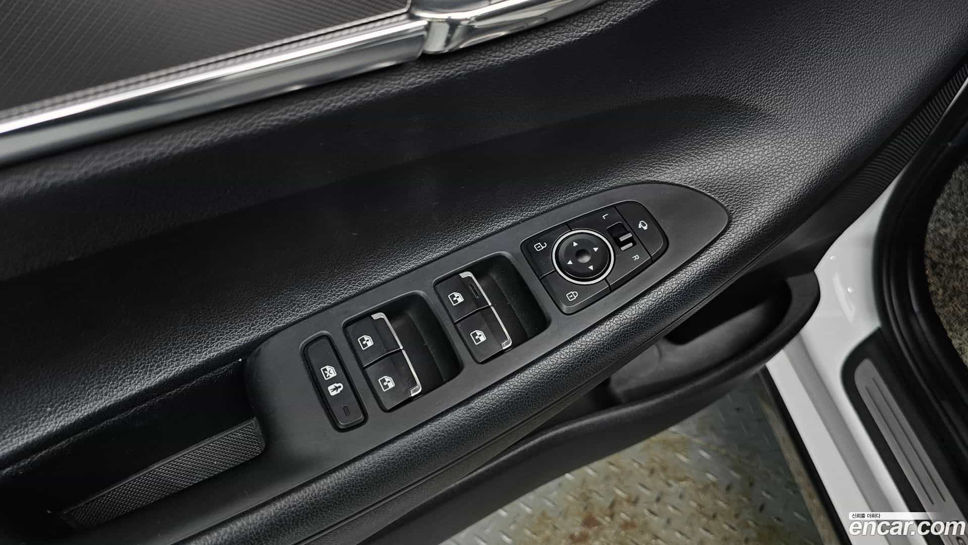 Grandeur Hyundai 2020.10-OPTION-042
