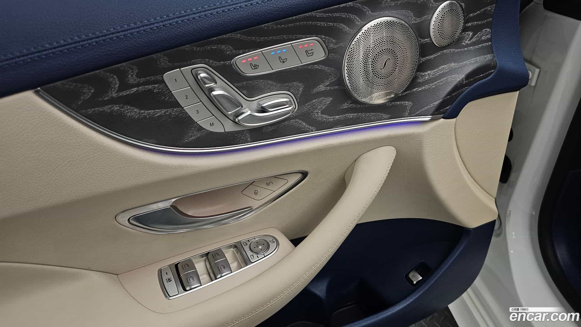 E-Class Mercedes-Benz 2022.3-OPTION-042
