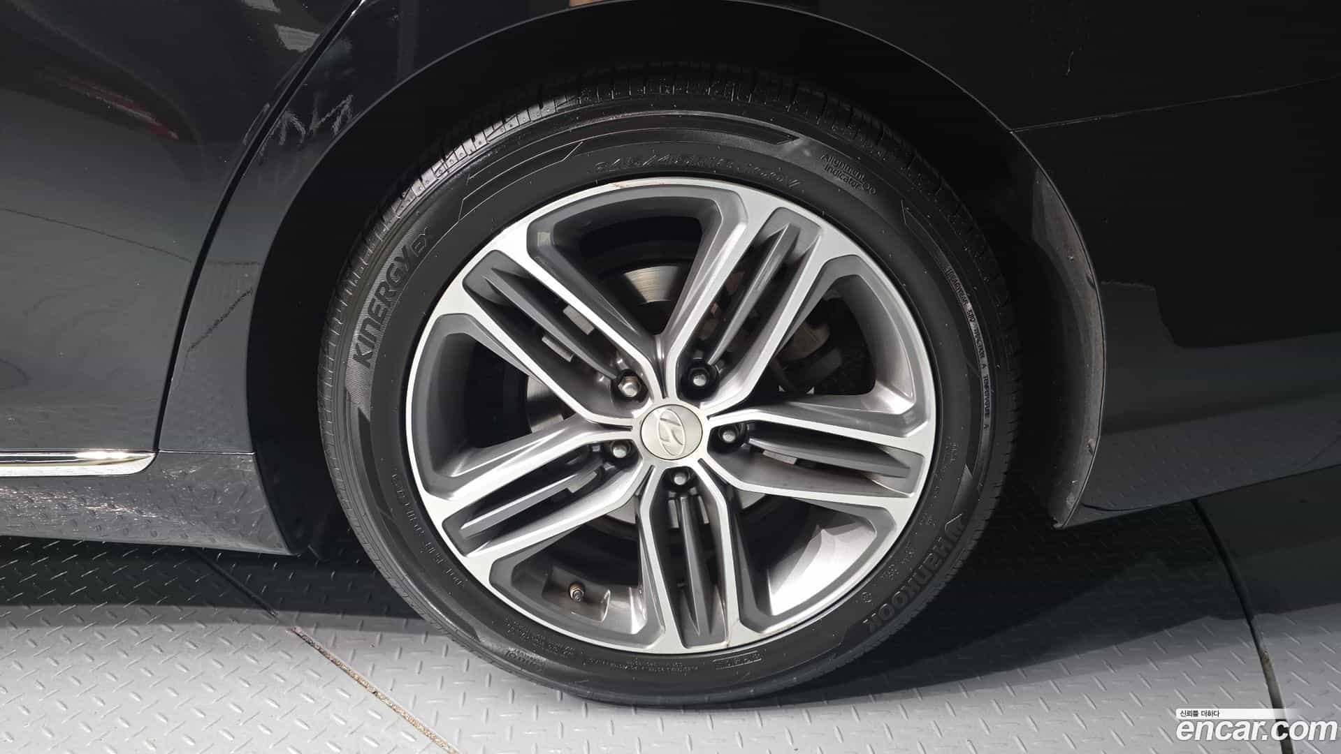 Grandeur Hyundai 2019.3-OUTER-005