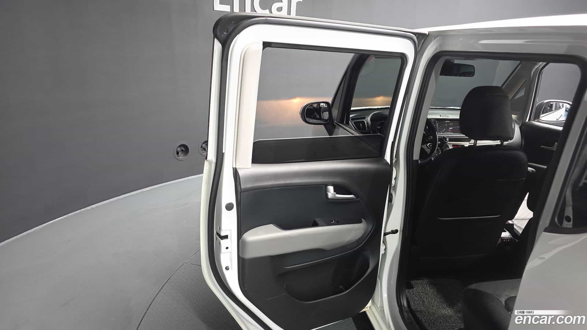 RAY Kia 2021.0-INNER-035