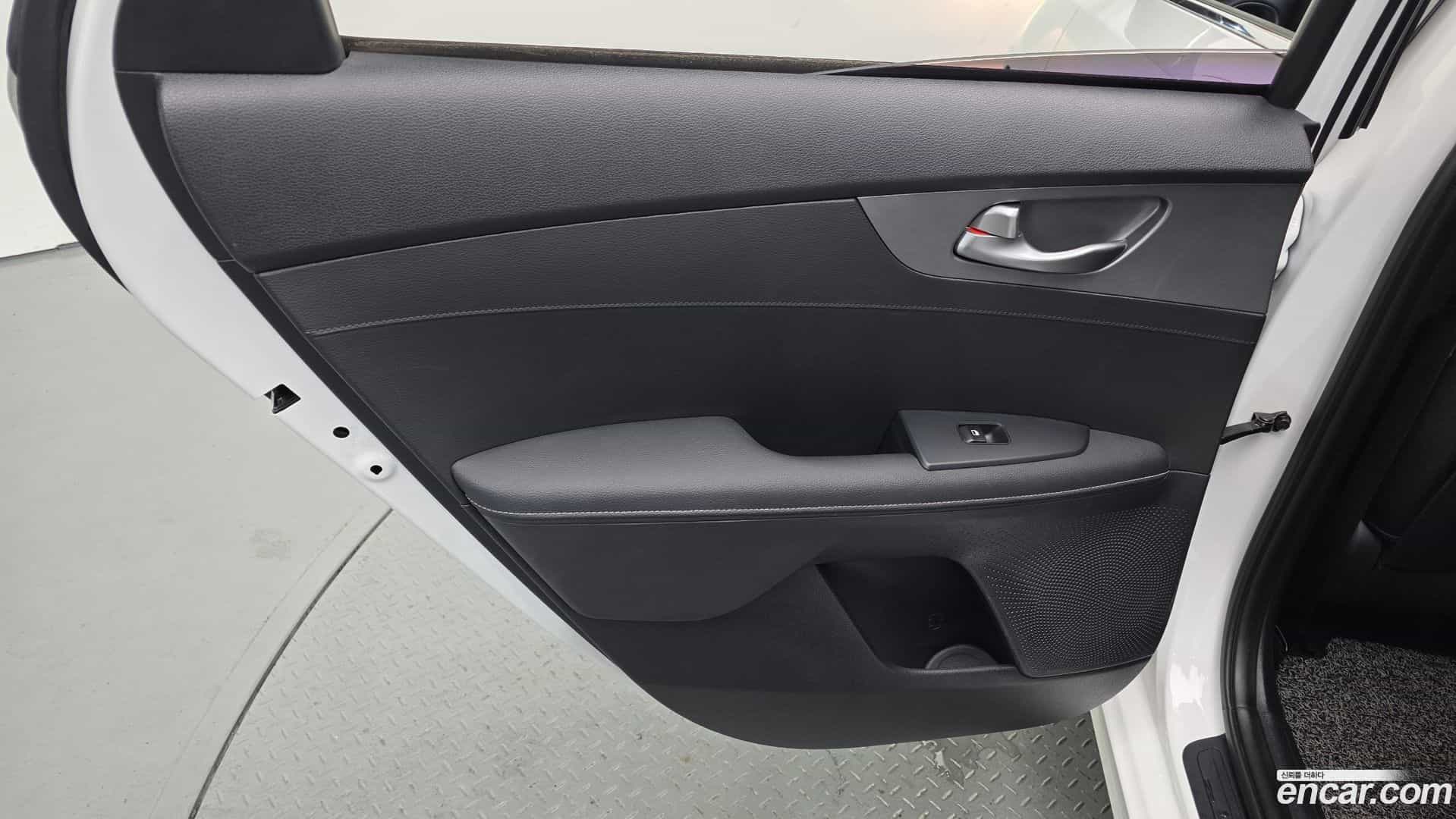 K3 Kia 2019.9-INNER-035