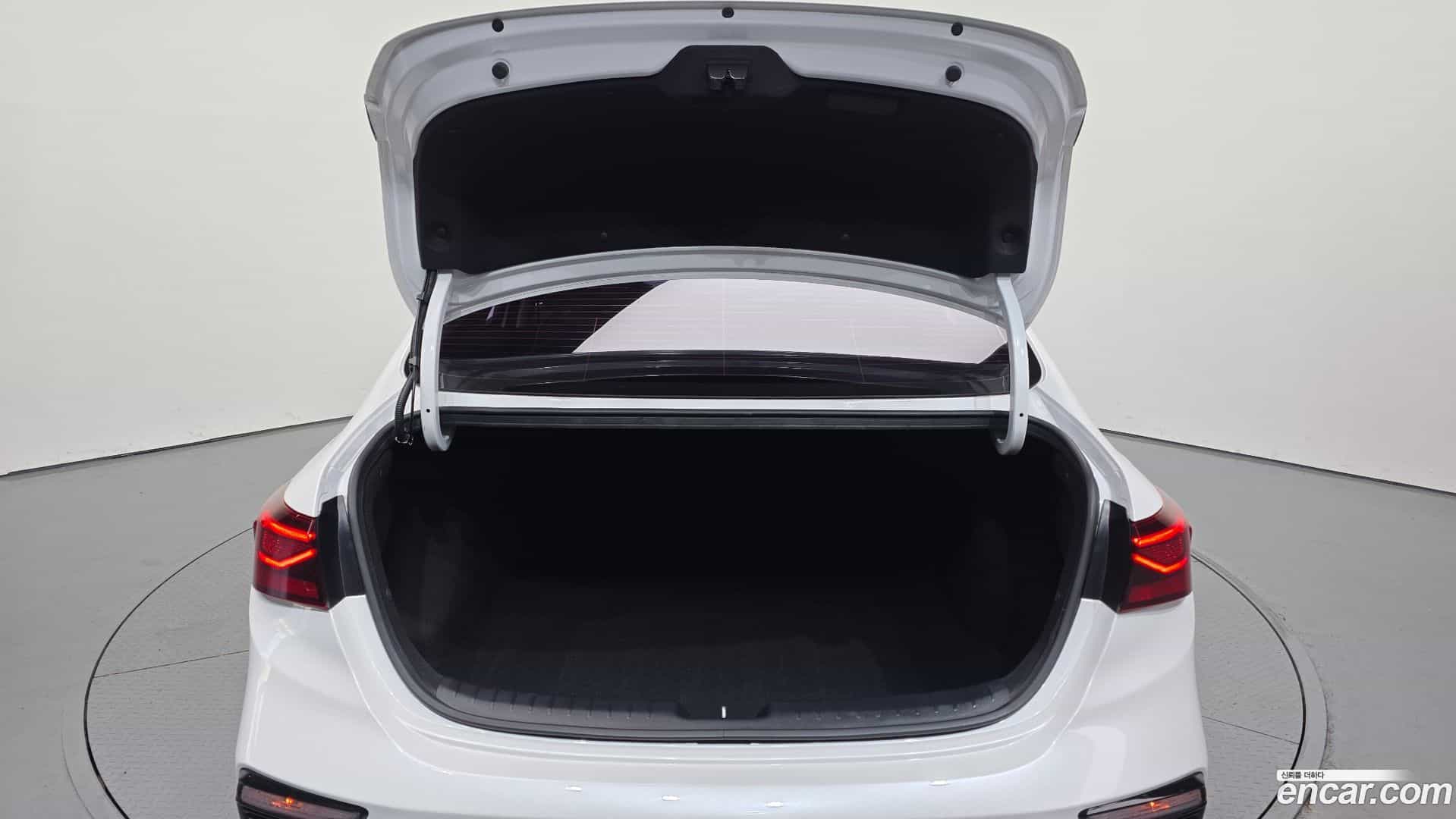 K3 Kia 2019.9-OPTION-042