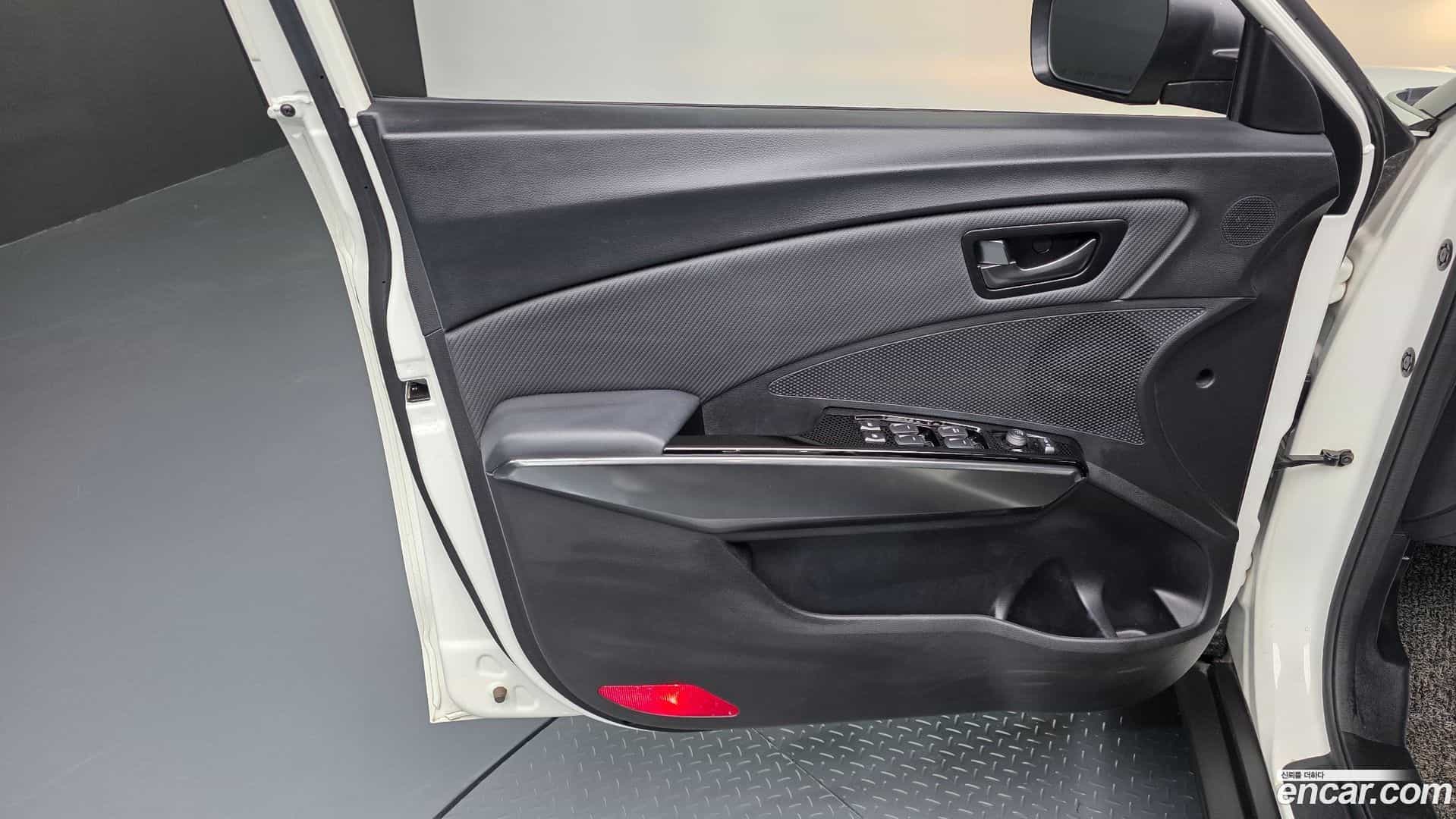TIBOLI KG Mobility 2021.1-INNER-034