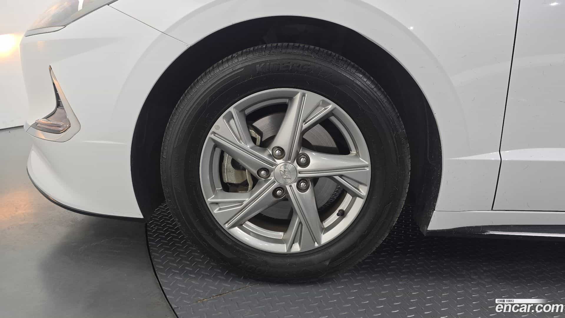Sonata Hyundai 2019.9-OUTER-005