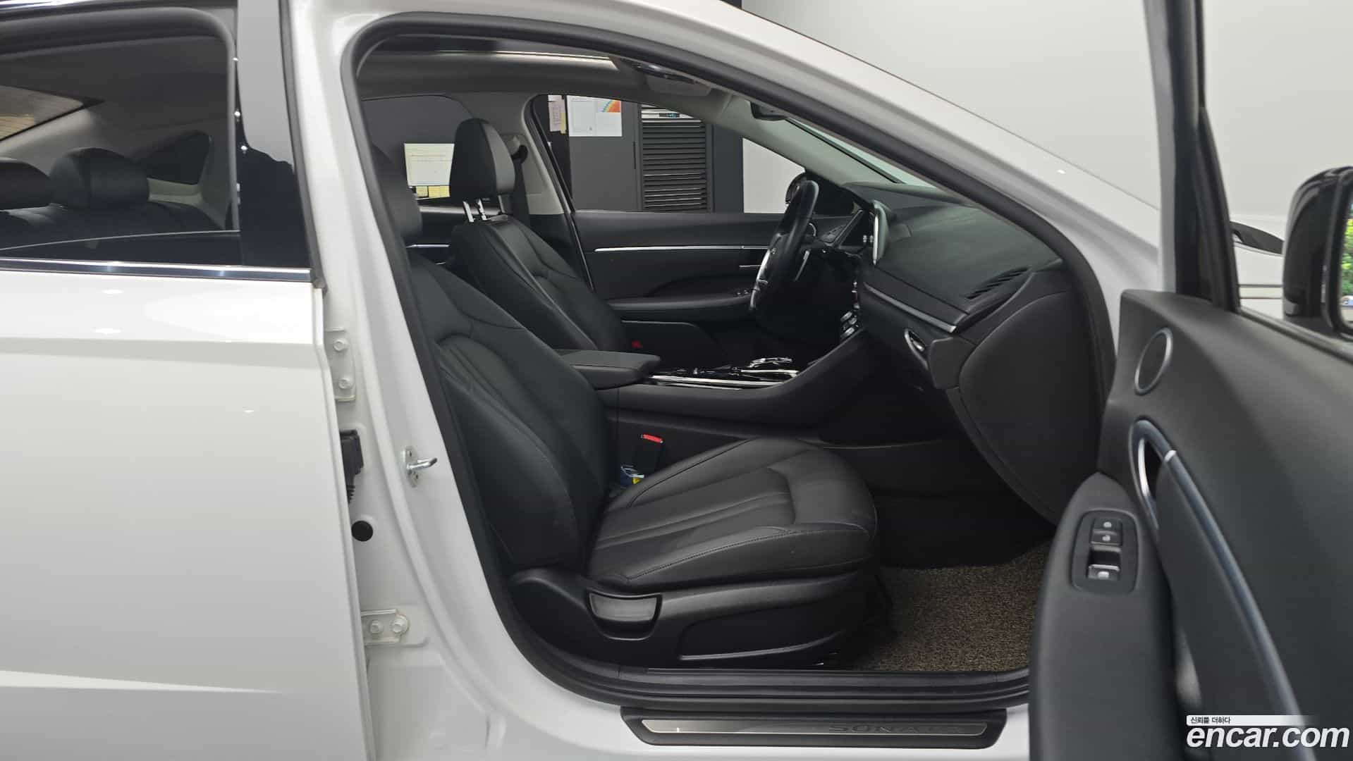 Sonata Hyundai 2019.9-INNER-036