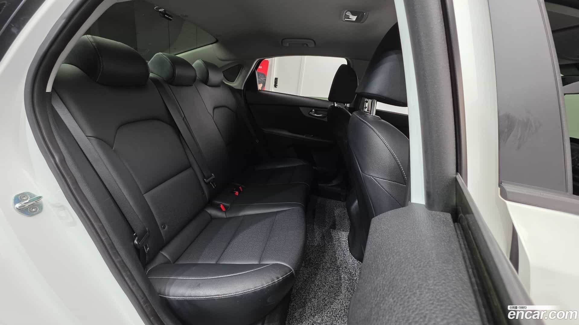 K3 Kia 2020.0-OPTION-023