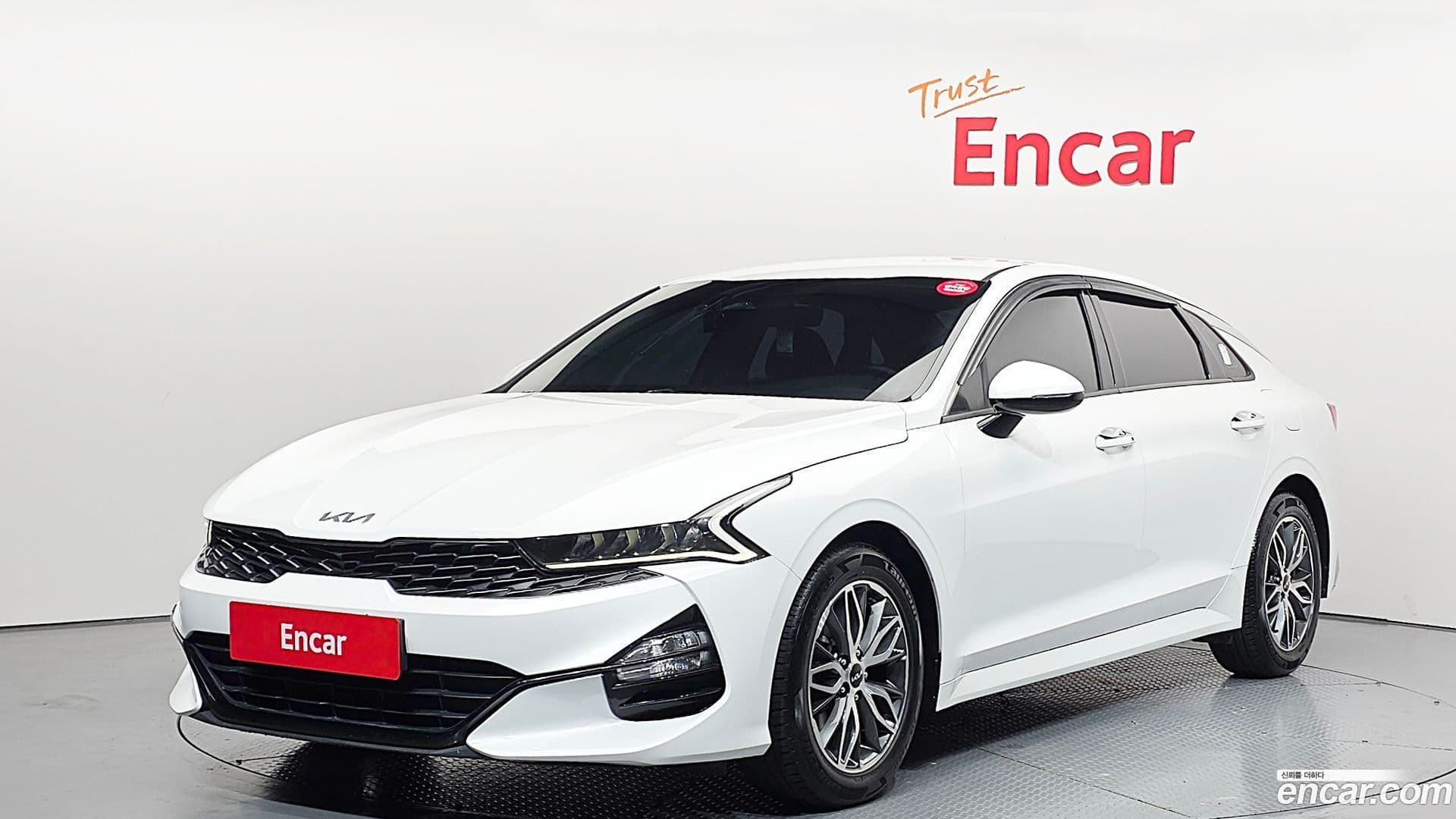 Main__Slider__Photo:K5 Kia 2023.3-0
