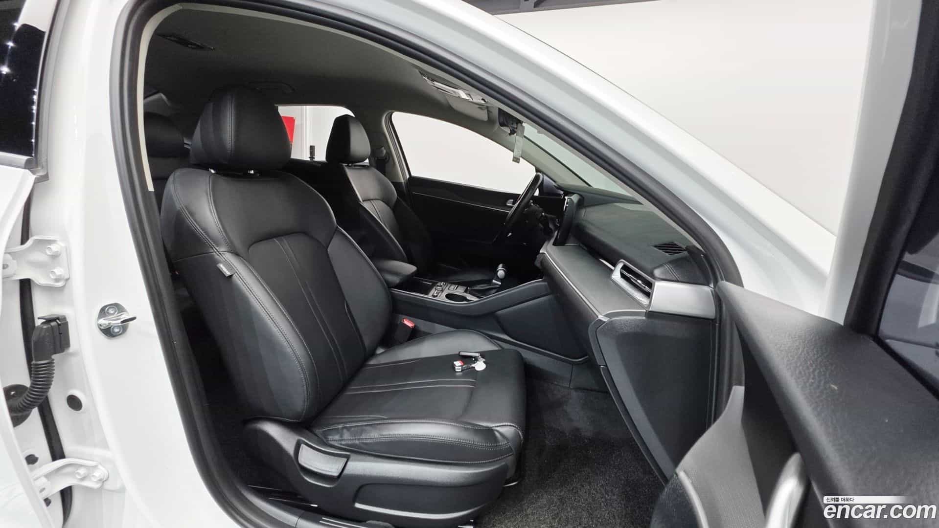 K5 Kia 2023.3-INNER-010