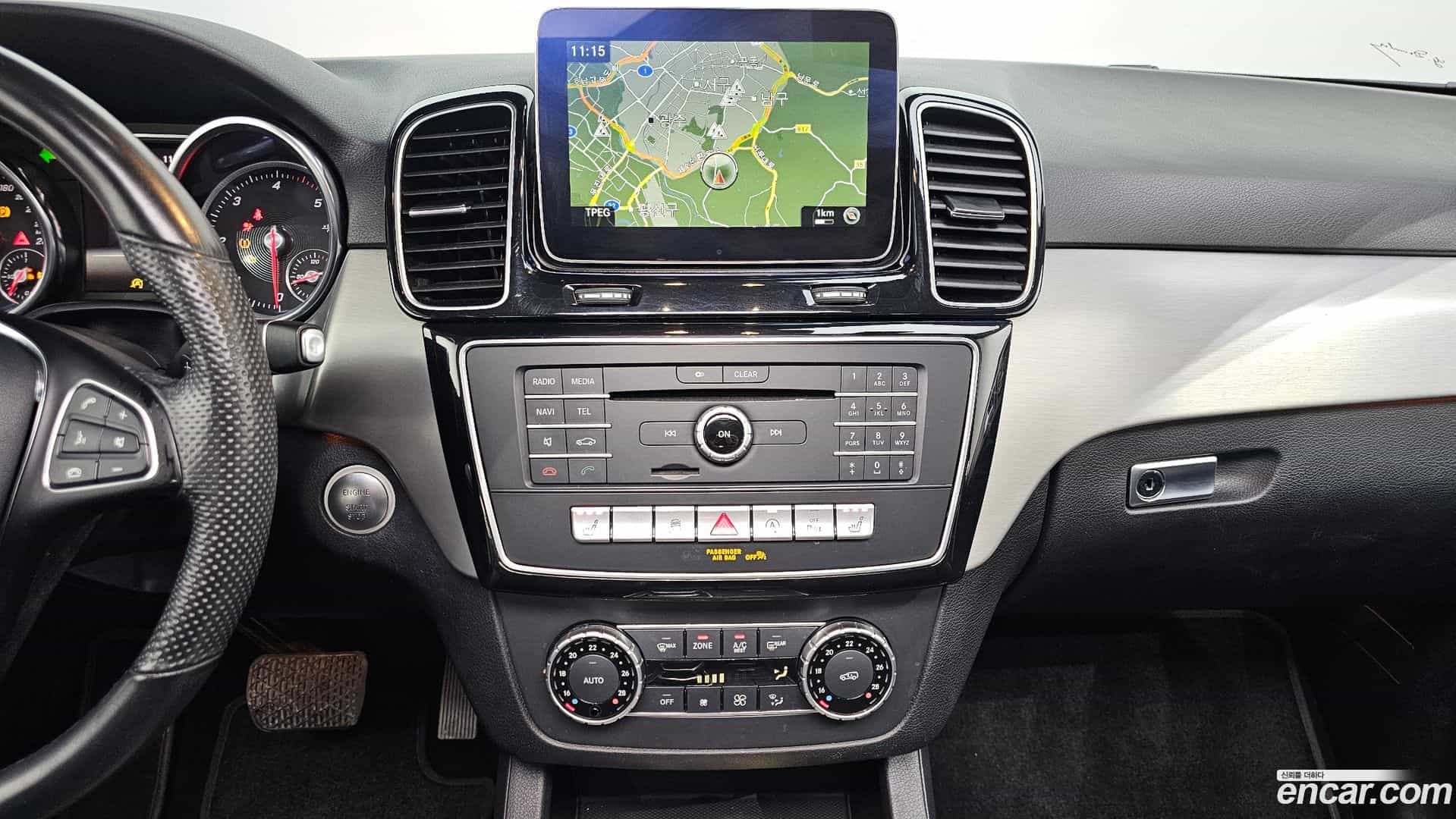 GLE-Class Mercedes-Benz 2018.10-OPTION-016