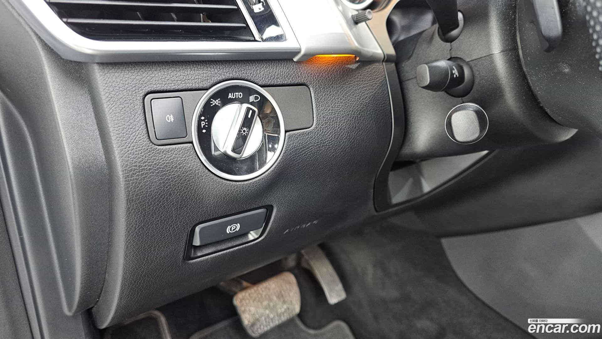 GLE-Class Mercedes-Benz 2018.10-OPTION-022