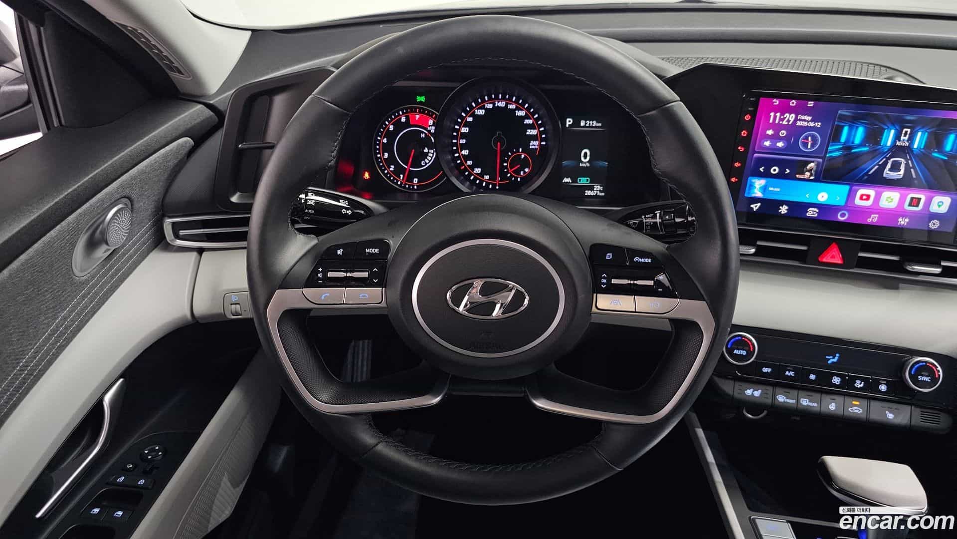 AVANTE Hyundai 2021.5-OPTION-017