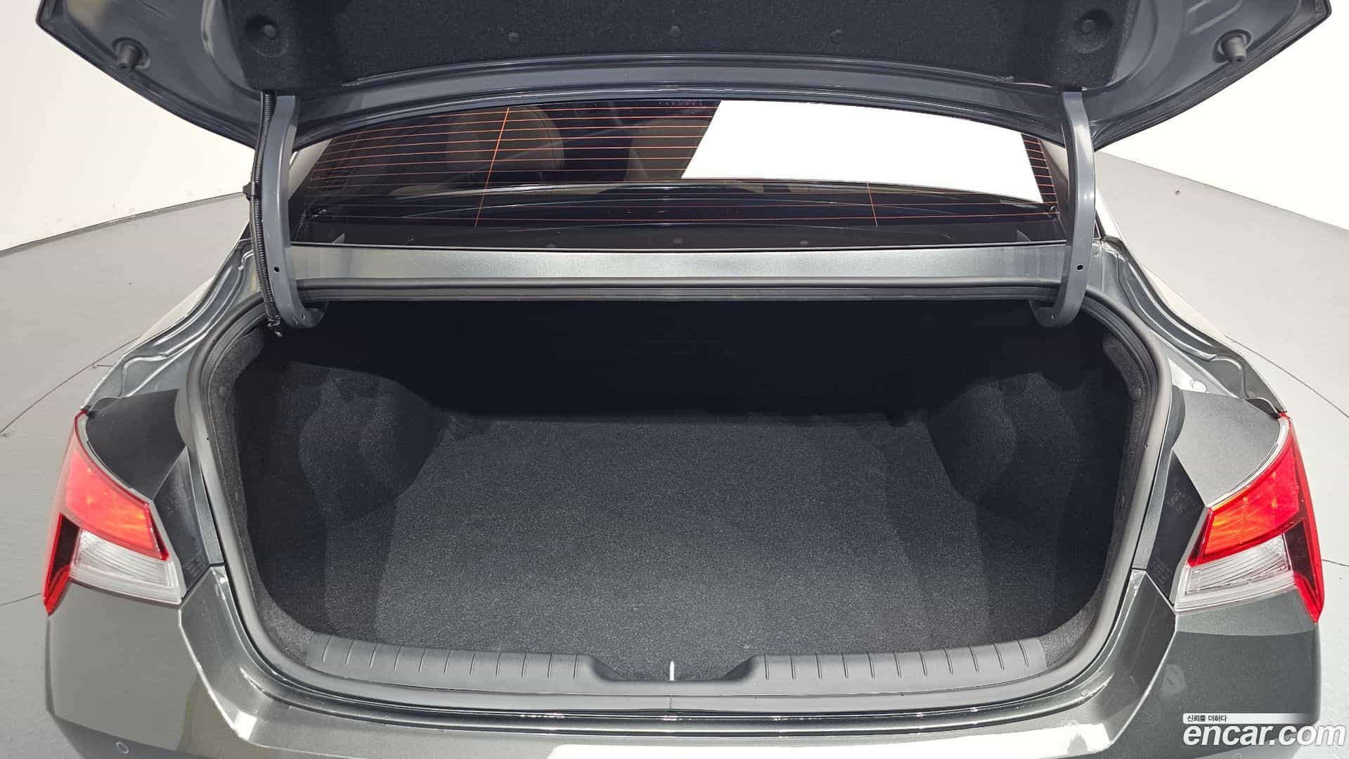 AVANTE Hyundai 2021.5-OPTION-024