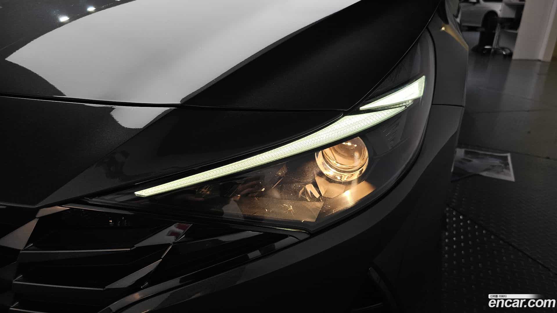 AVANTE Hyundai 2021.5-OUTER-032