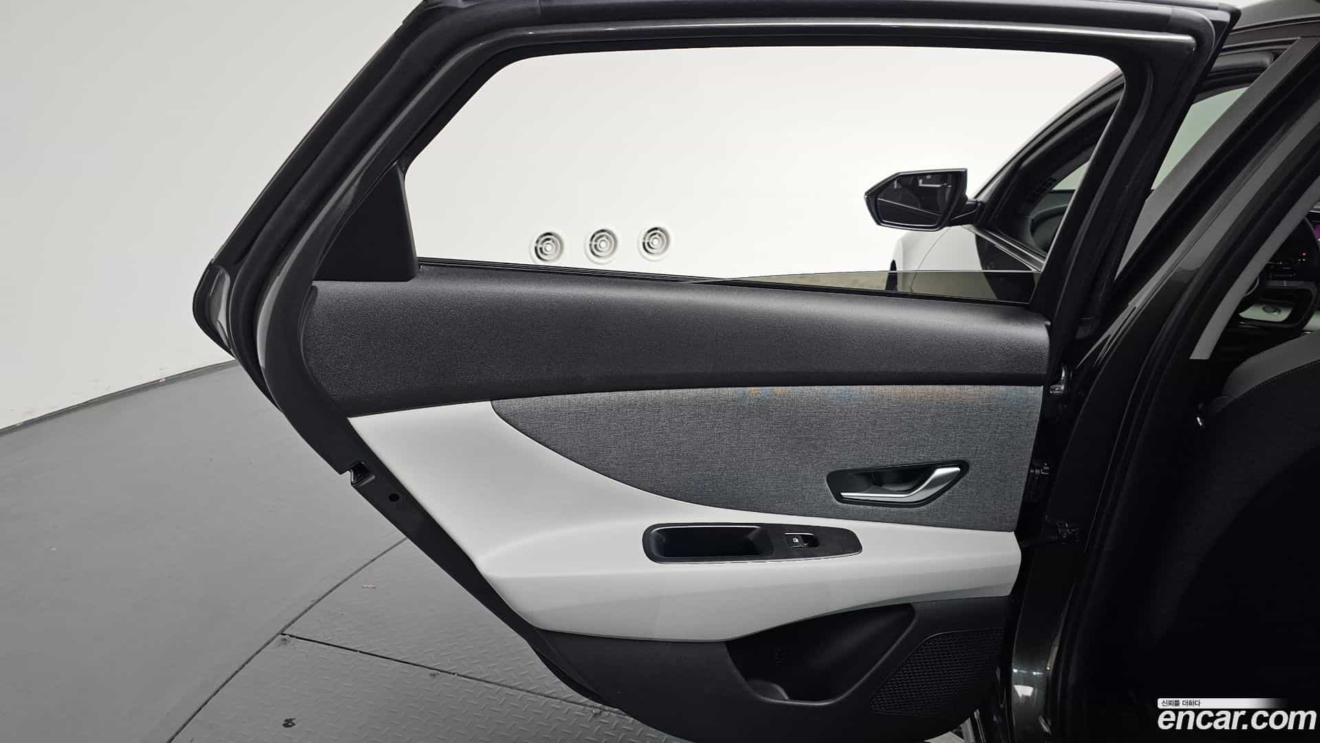 AVANTE Hyundai 2021.5-INNER-035